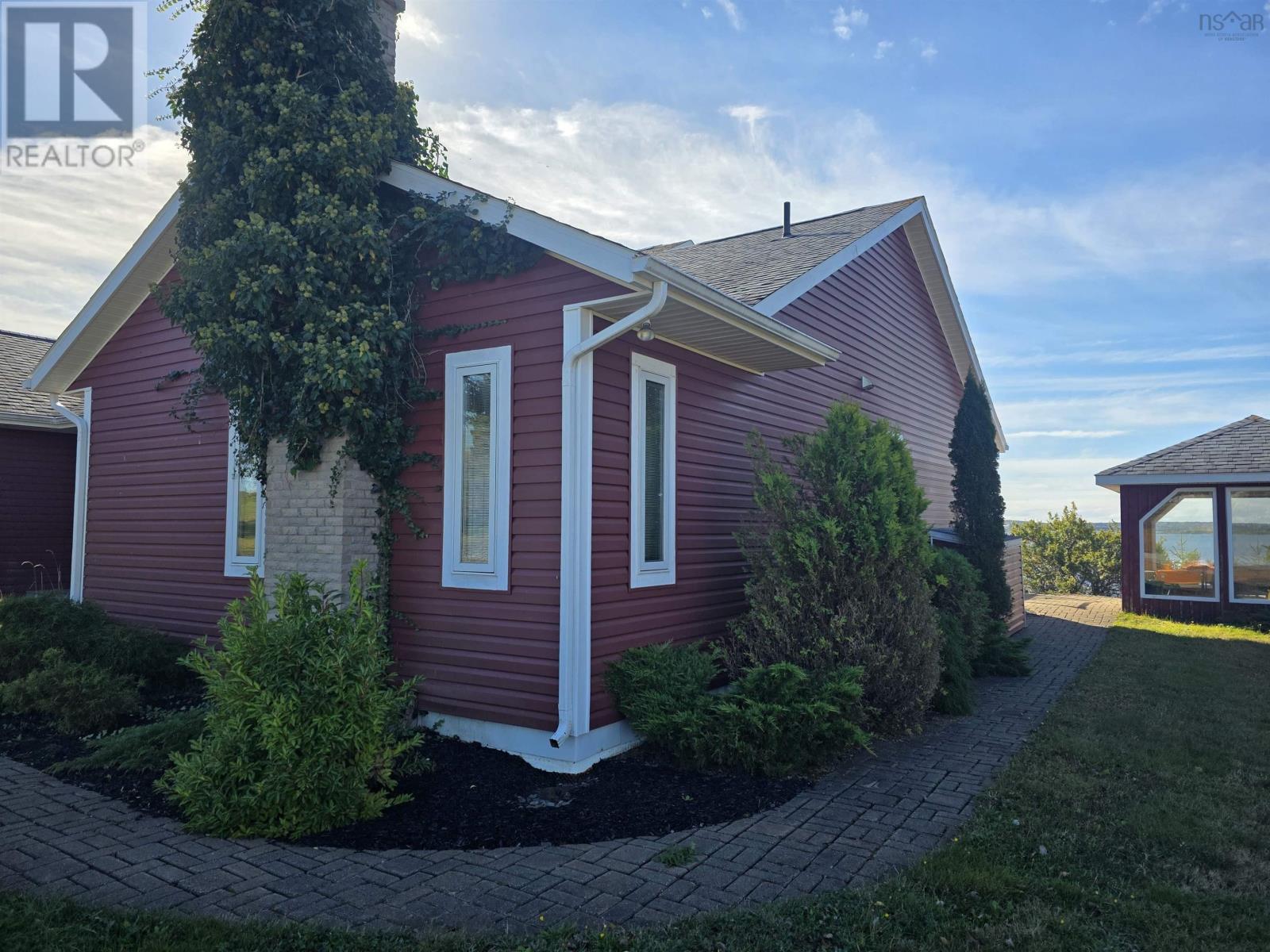 11 Wharf Road - 4
