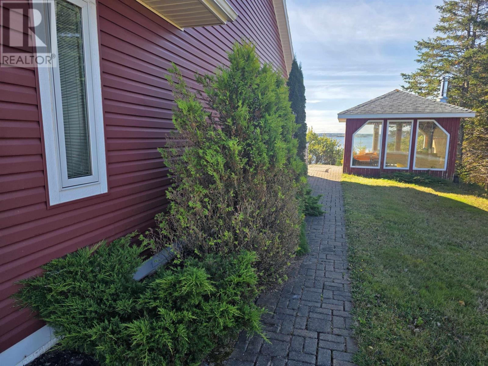 11 Wharf Road - 5