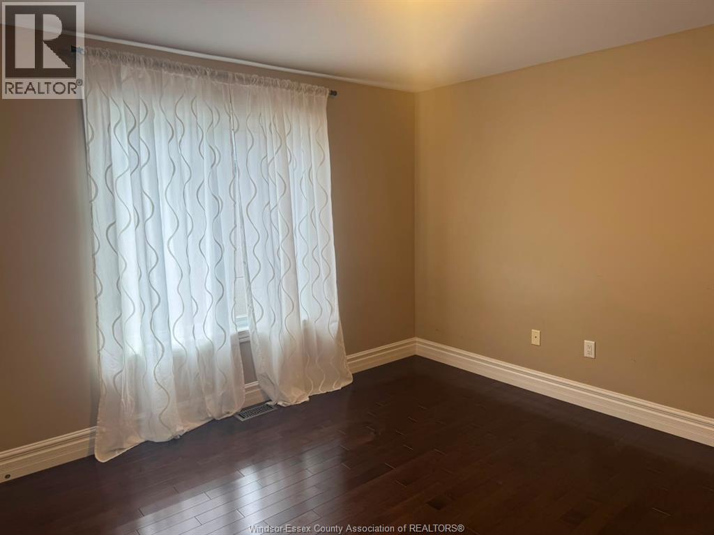 1078 CHARLOTTE CRESCENT - 7