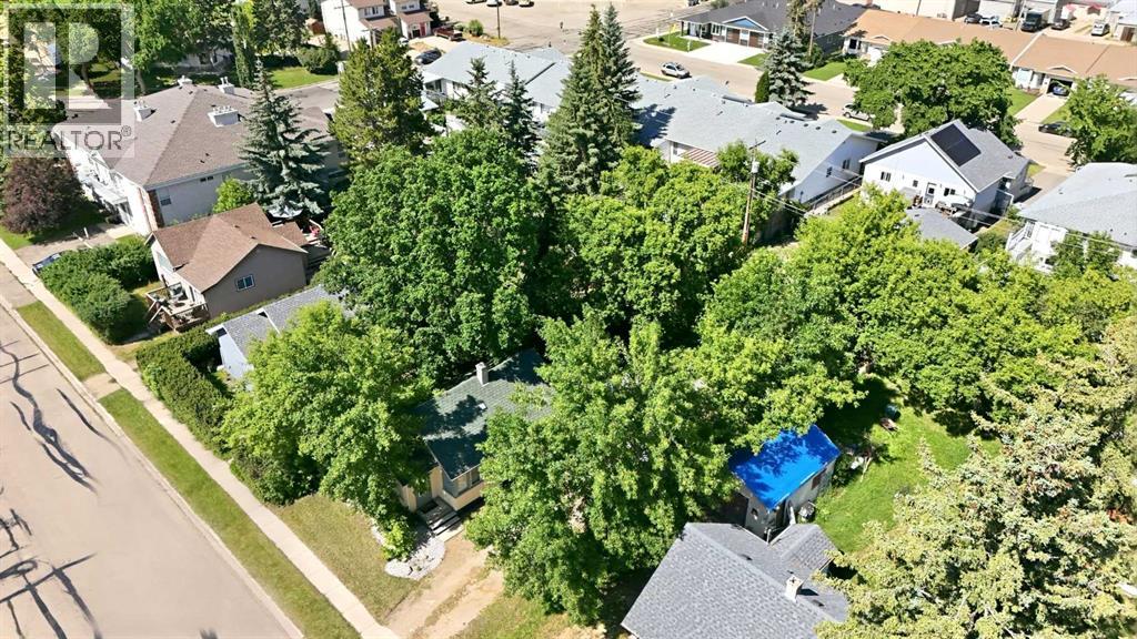 4730 49 Avenue — photo 29