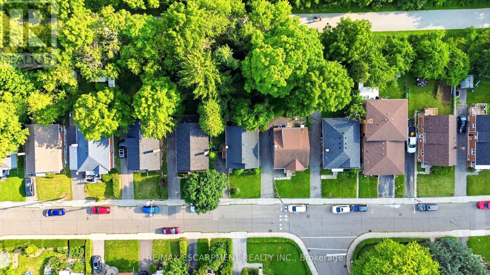 61 GLENMOUNT AVENUE - 43