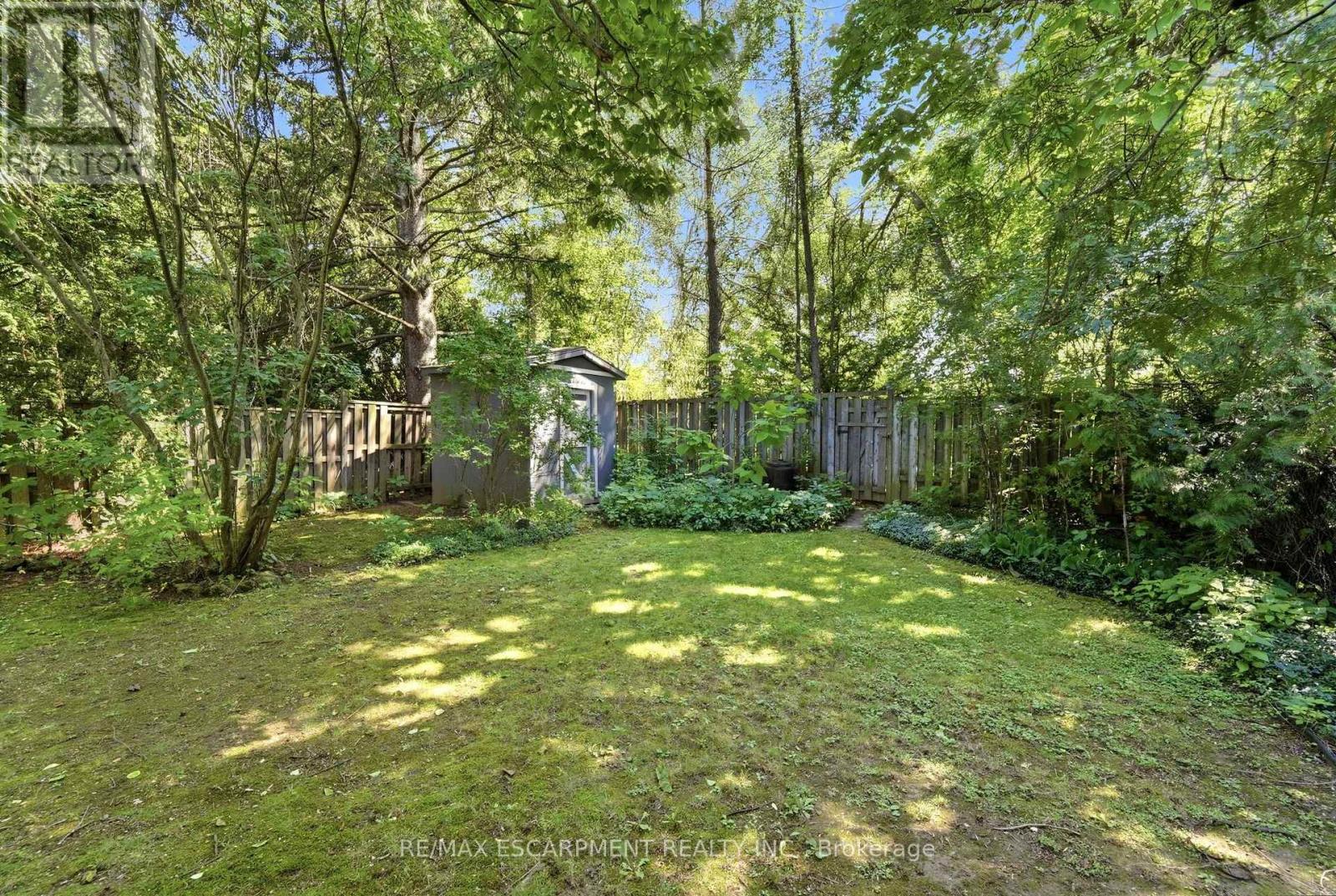 61 GLENMOUNT AVENUE - 38