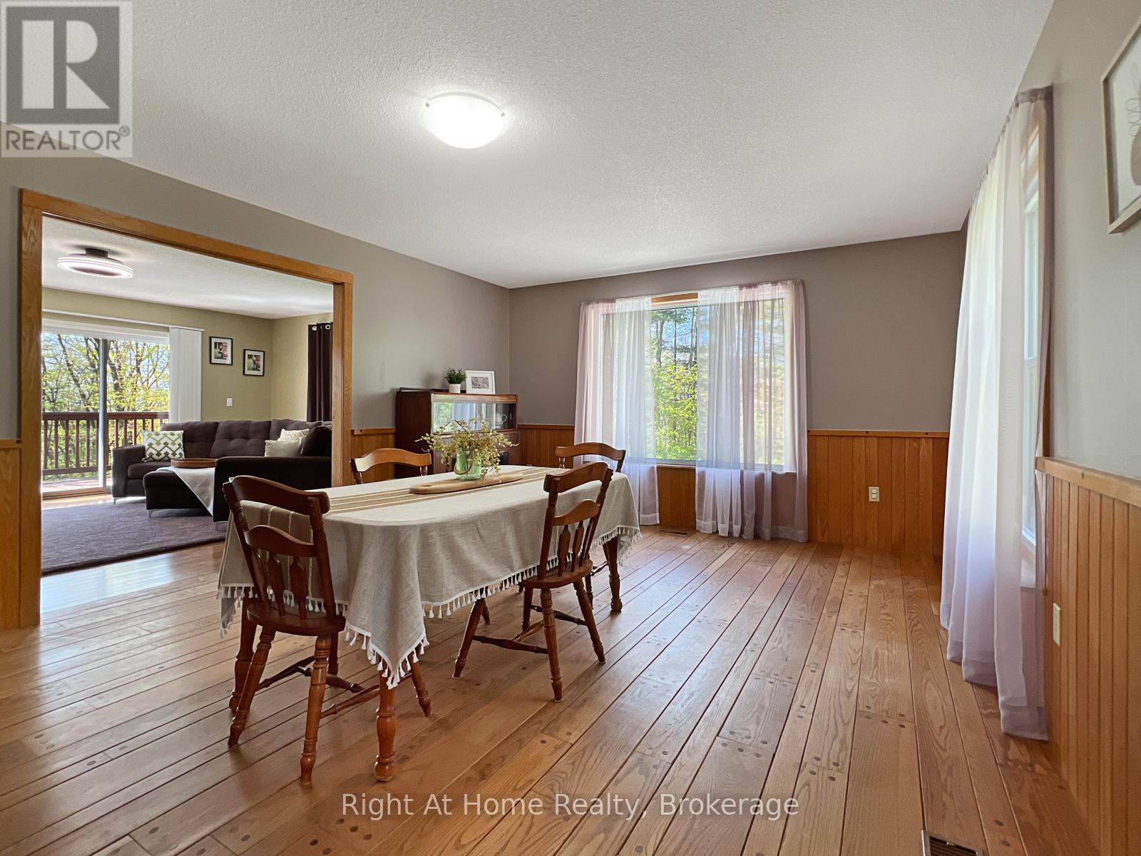 919 JAMIESON ROAD - 12