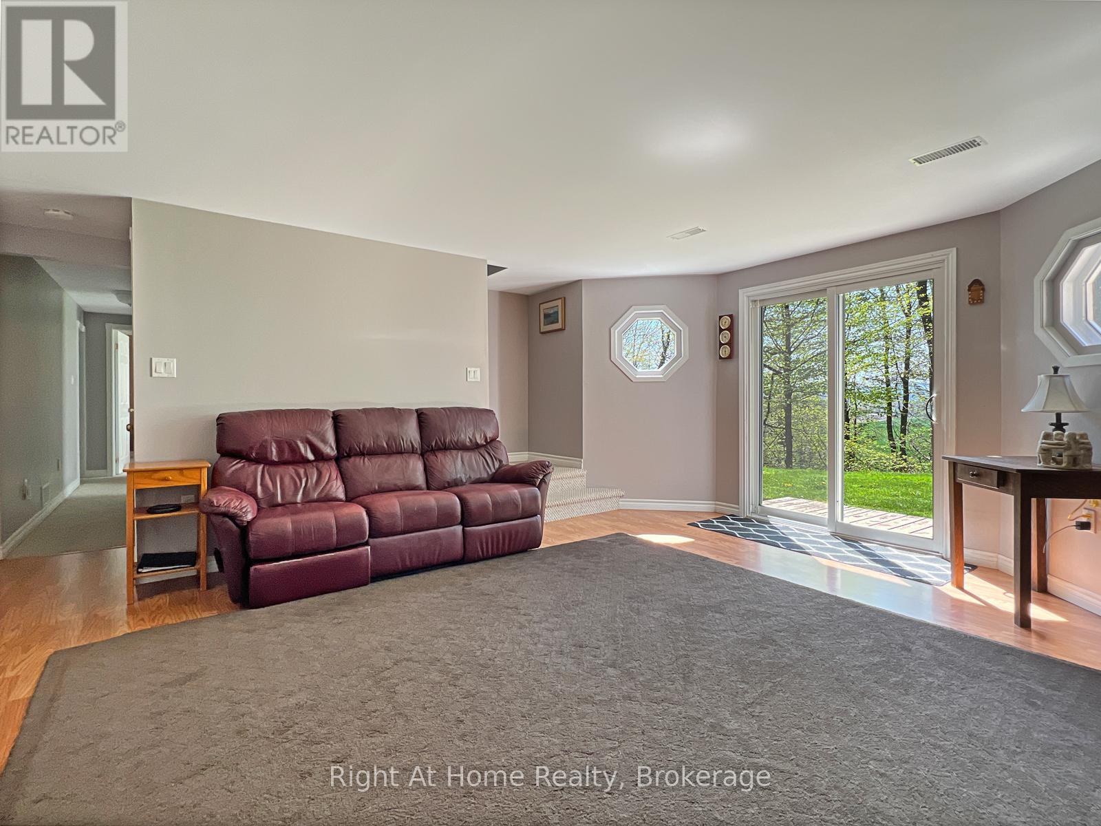 919 JAMIESON ROAD - 21