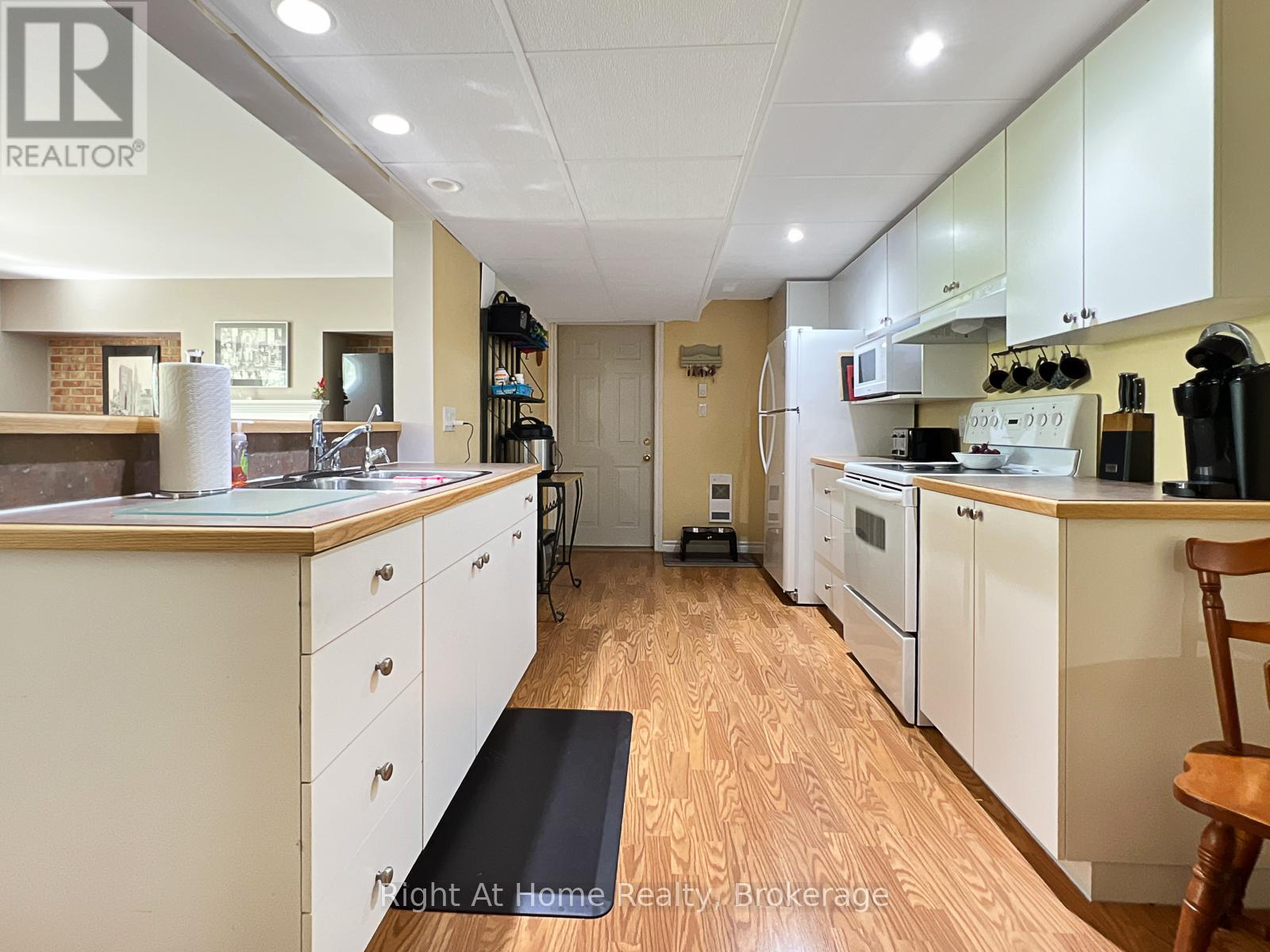 919 JAMIESON ROAD - 25