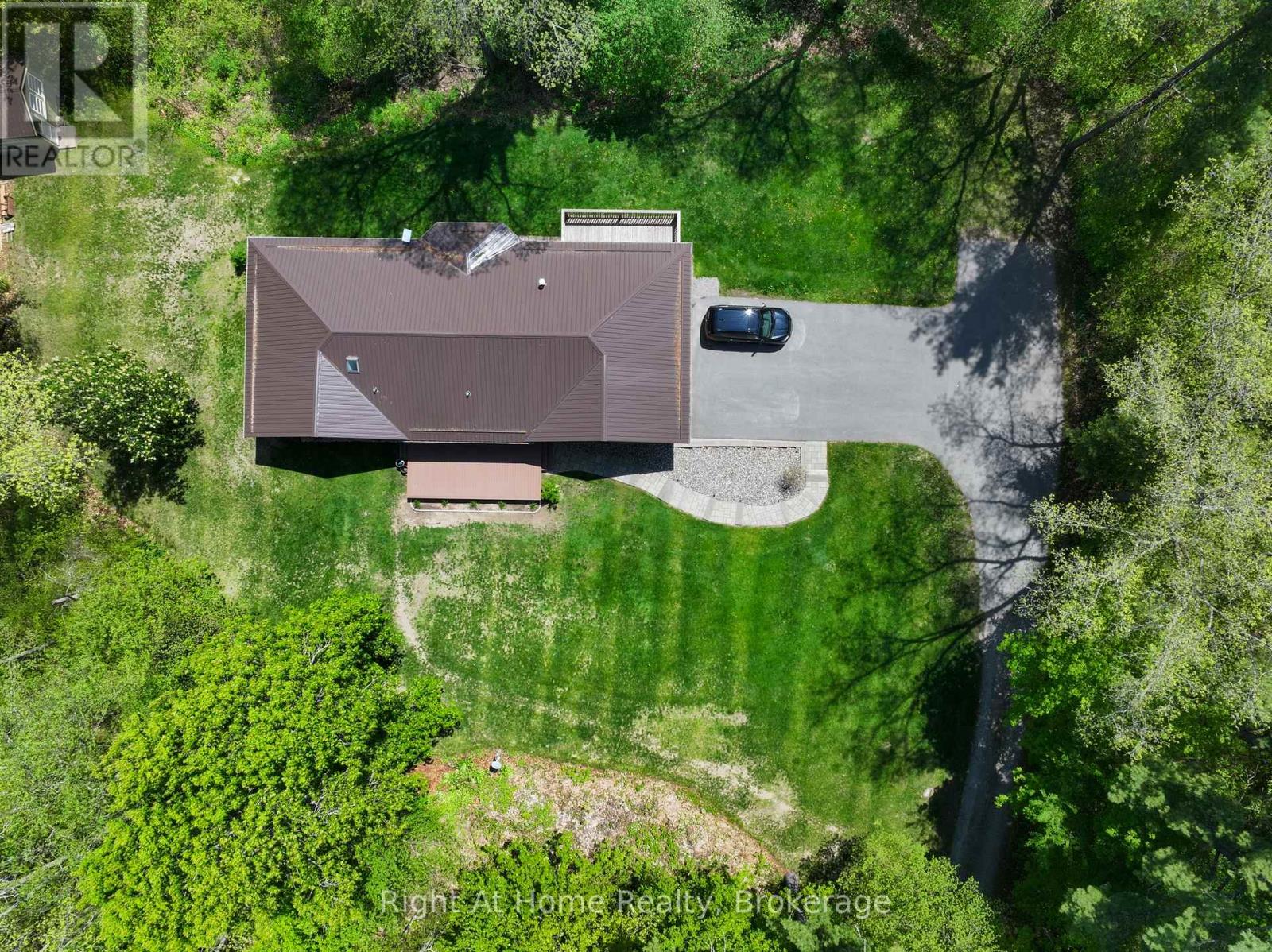 919 JAMIESON ROAD - 46
