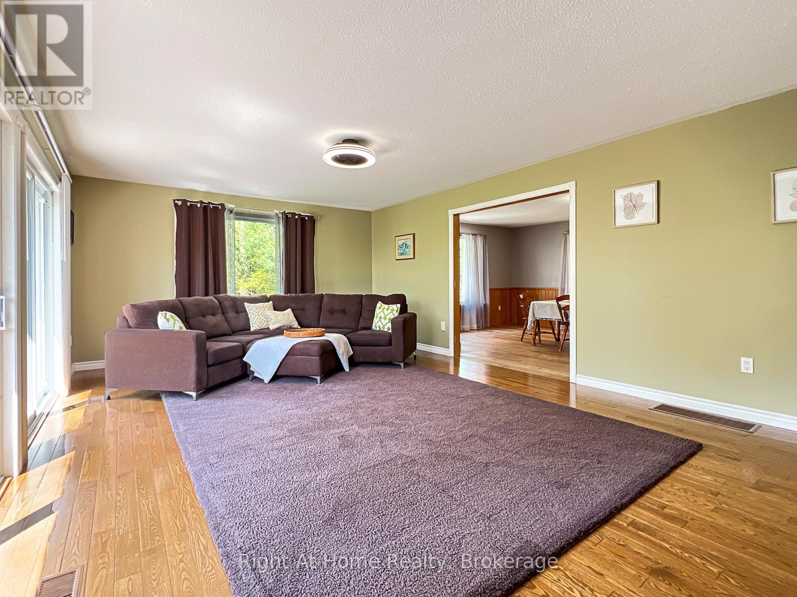 919 JAMIESON ROAD - 7