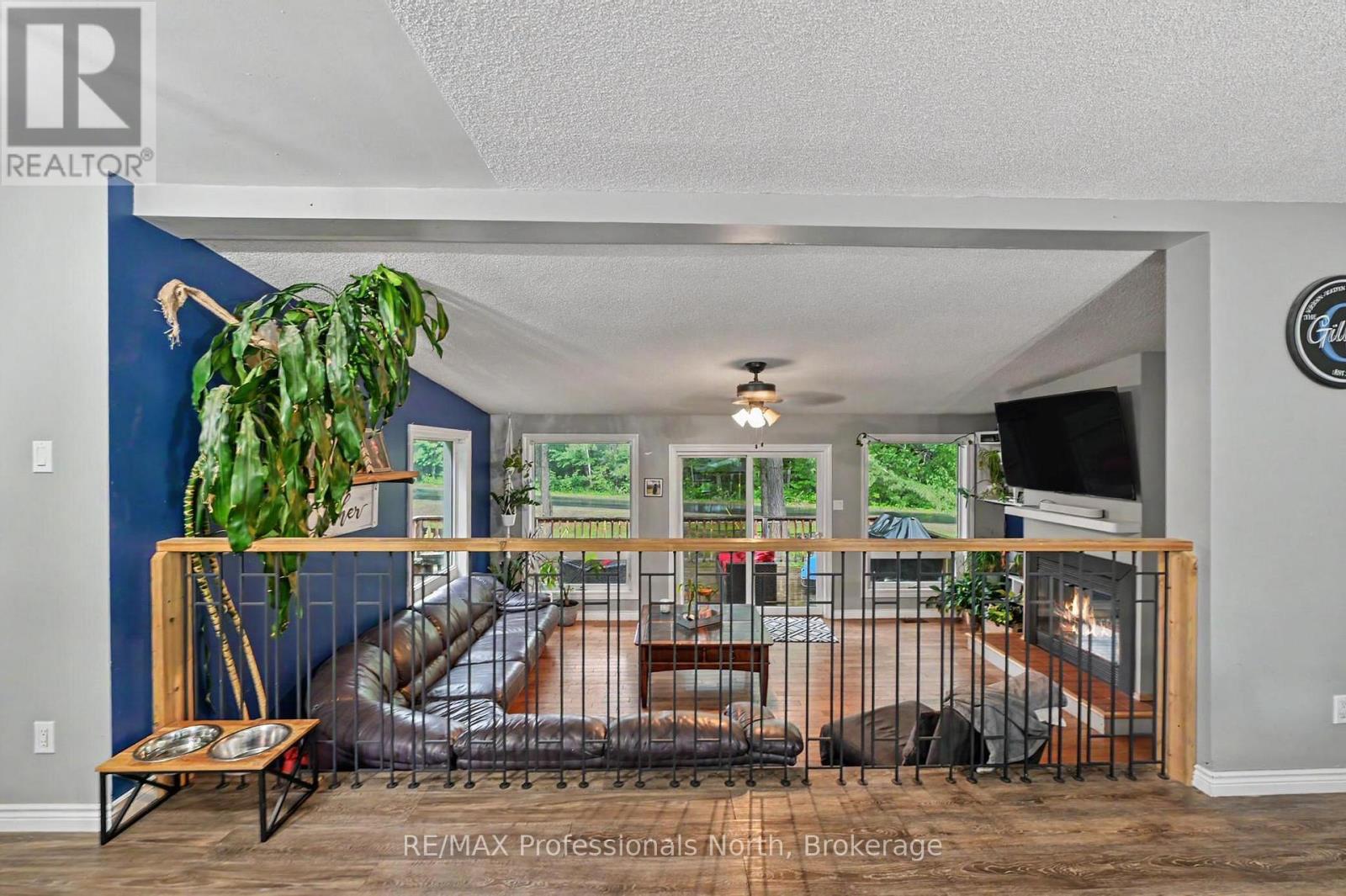 1116 LITTLE HAWK LAKE ROAD - 10