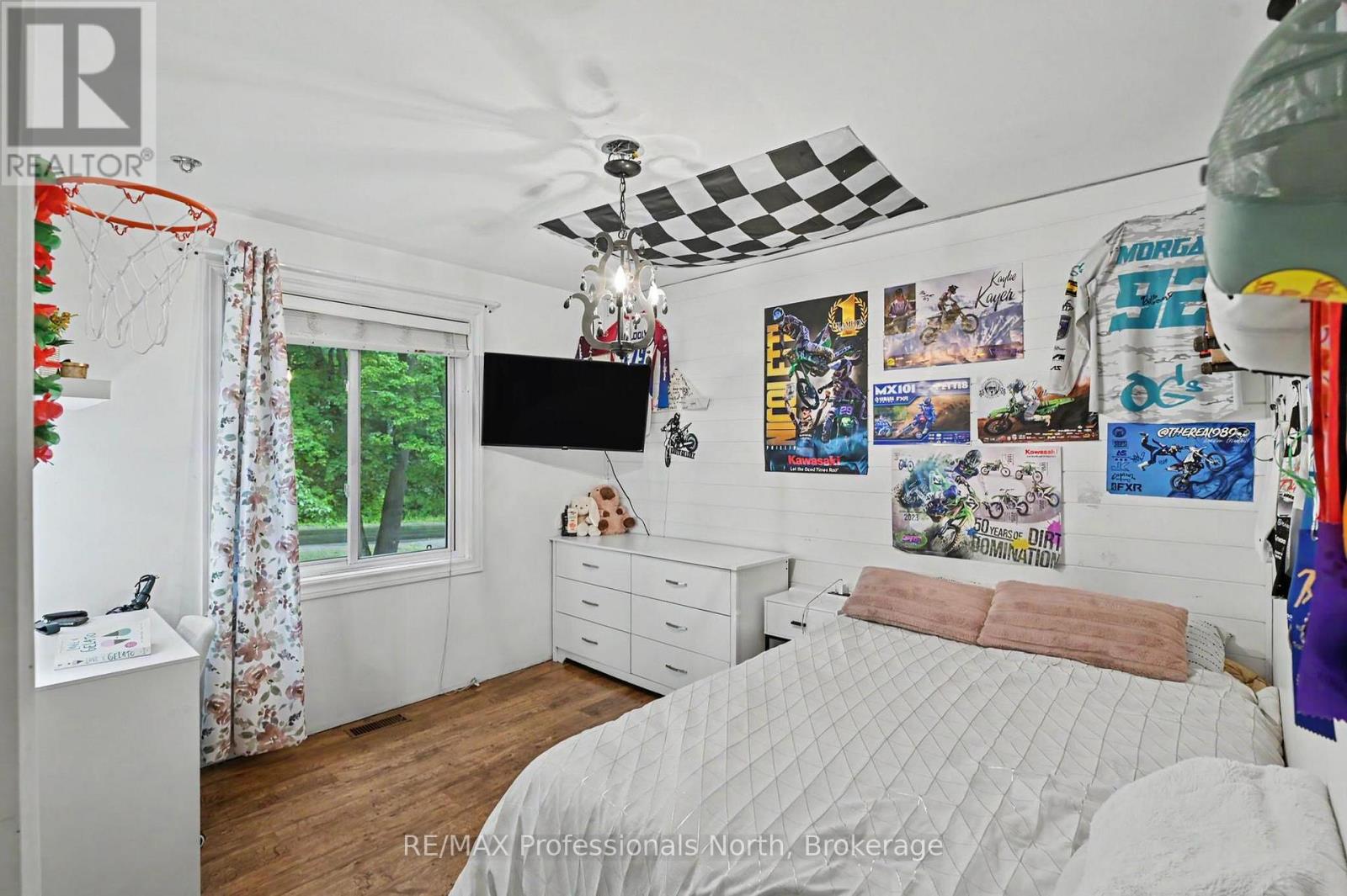 1116 LITTLE HAWK LAKE ROAD - 20