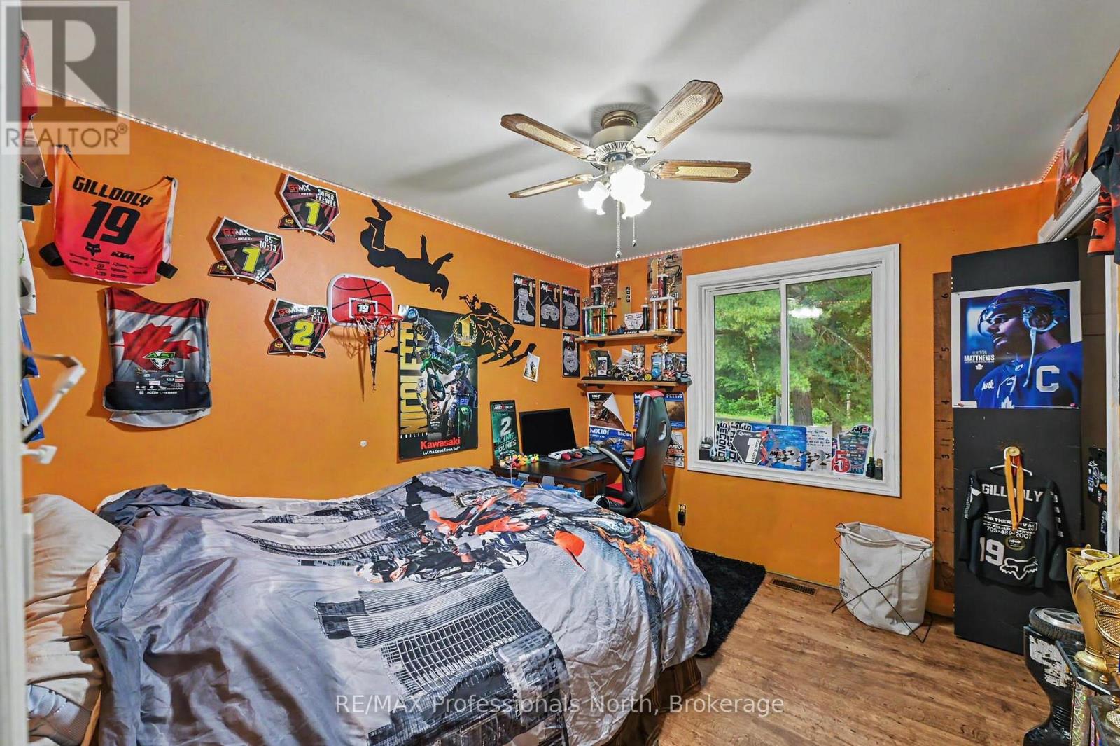 1116 LITTLE HAWK LAKE ROAD - 22