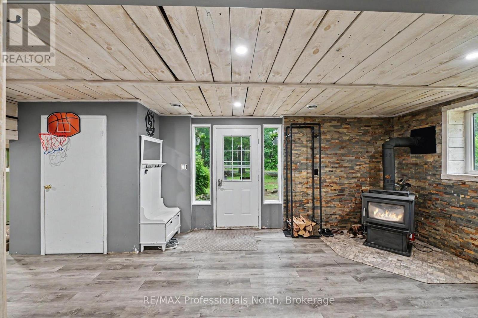 1116 LITTLE HAWK LAKE ROAD - 28
