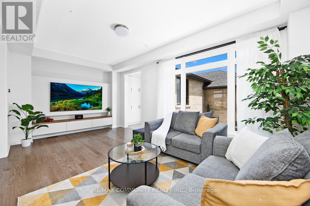 10243 HUNTINGTON ROAD - 12