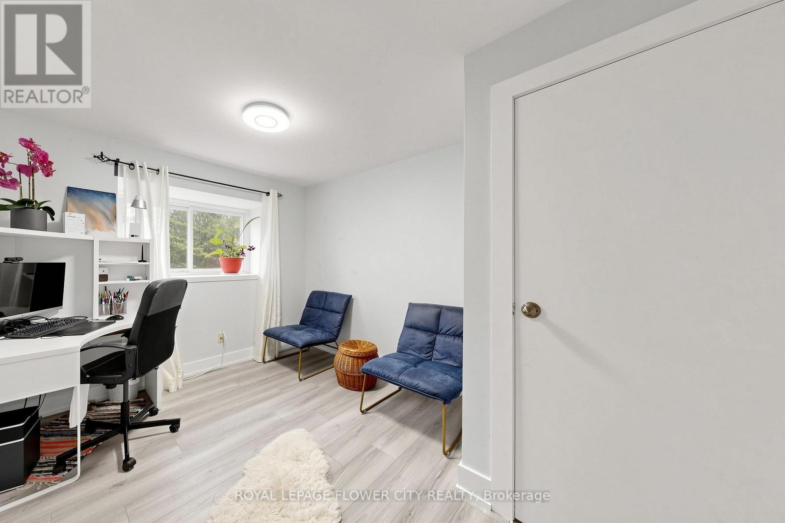206 MCMURCHY AVENUE S - 29
