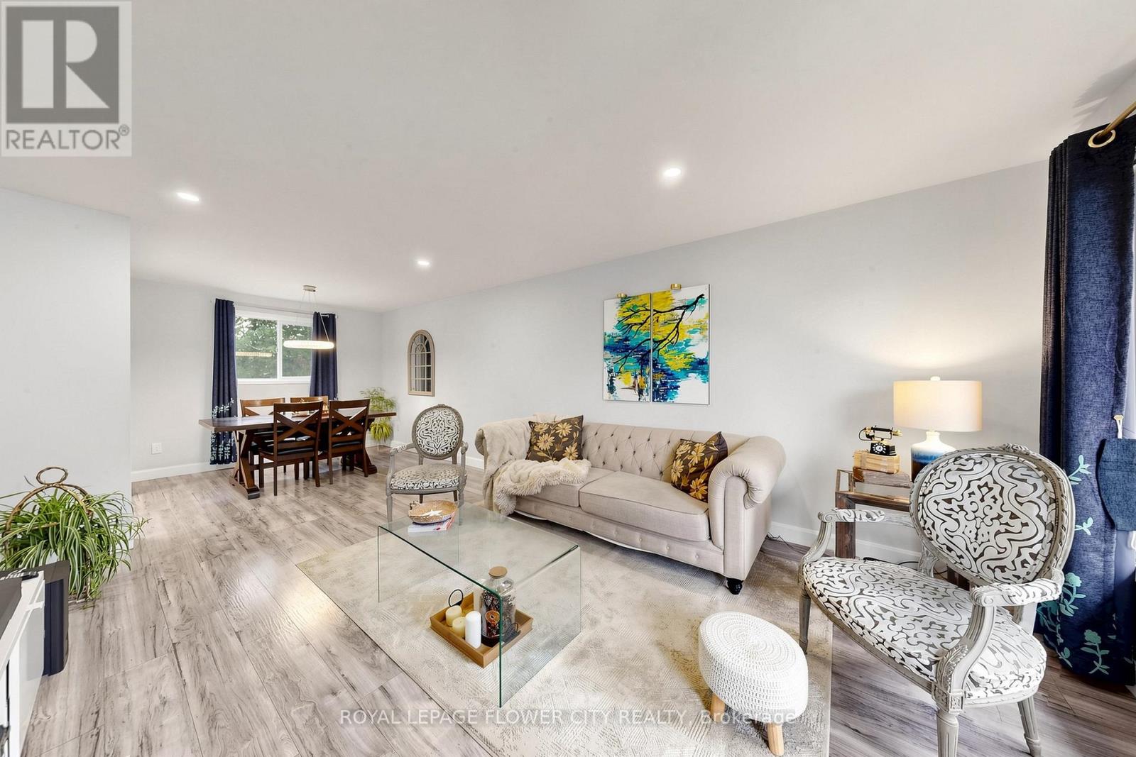 206 MCMURCHY AVENUE S - 5