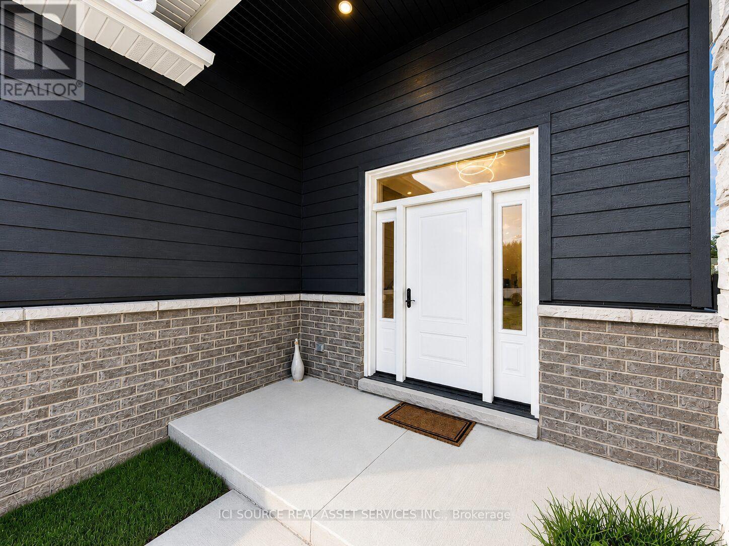 31 NOTRE DAME STREET - 4