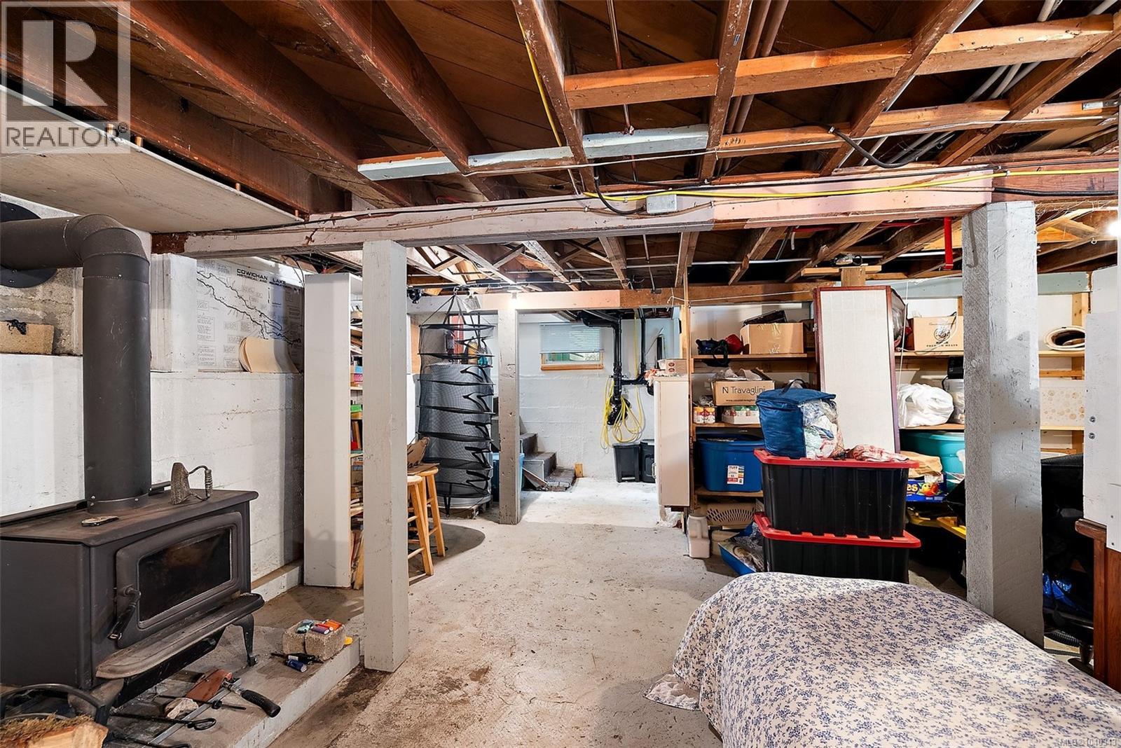 15 King George St S - 24