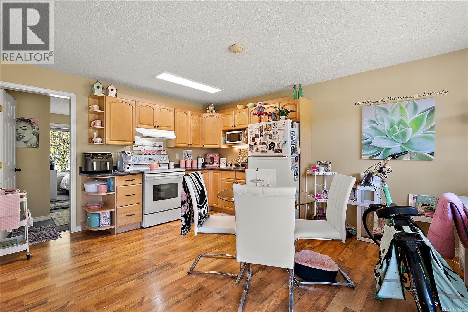 10347 Bowerbank Rd - 30