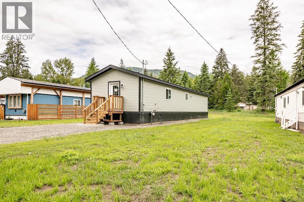 #7 916 Airport Road - 8