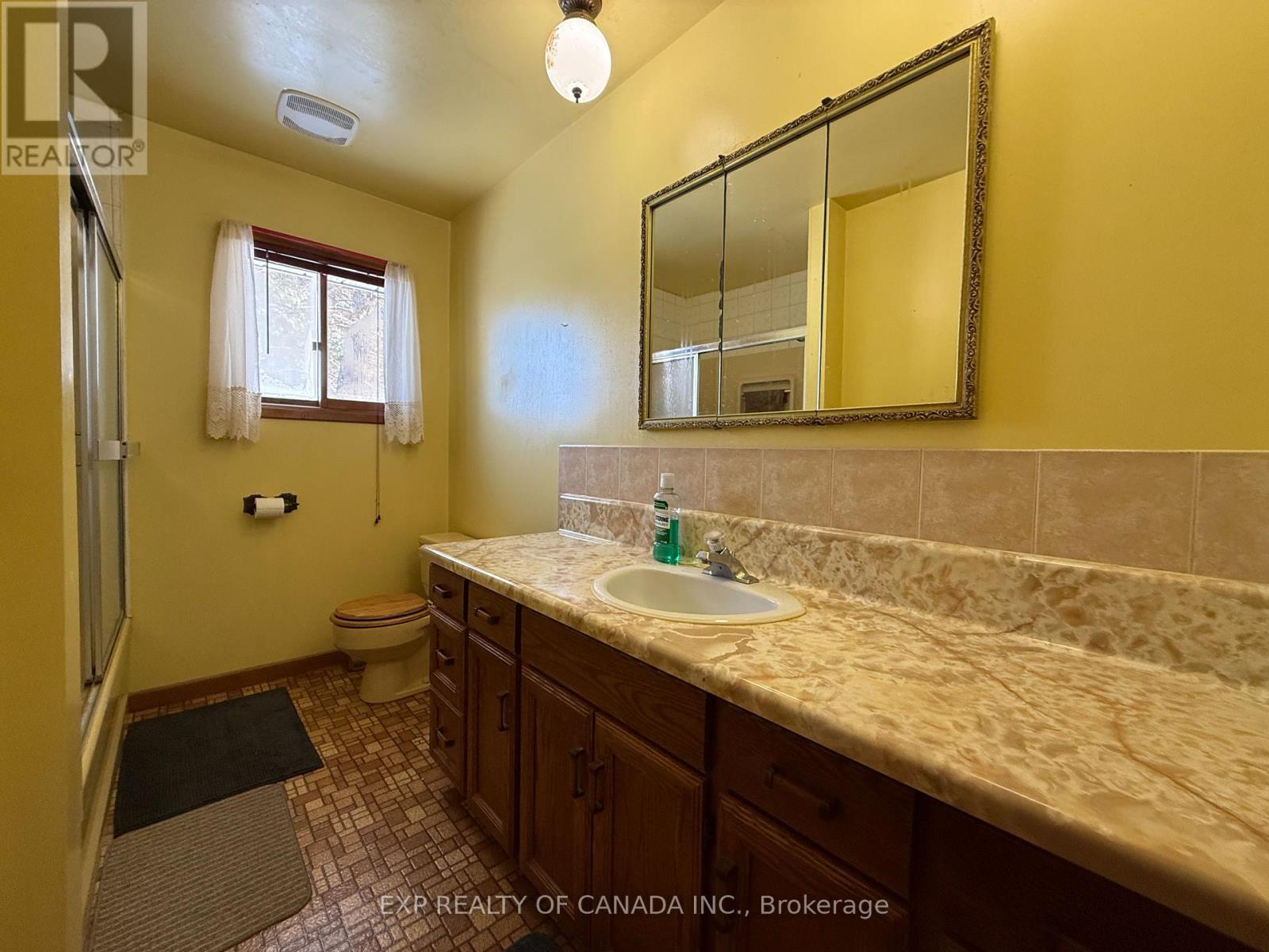 45 MCGOWAN STREET - 24