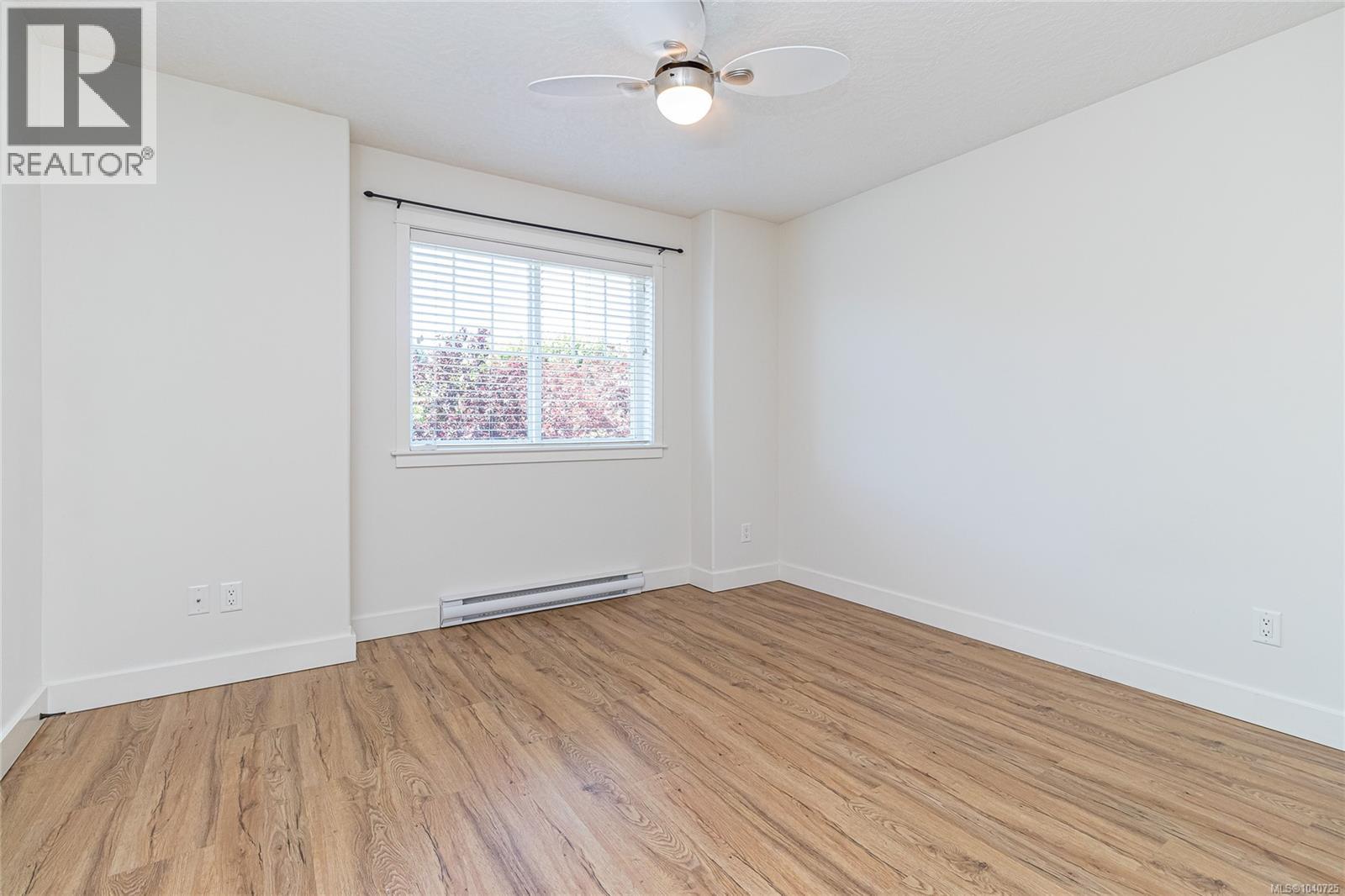 #8 2529 Alexander St - 20