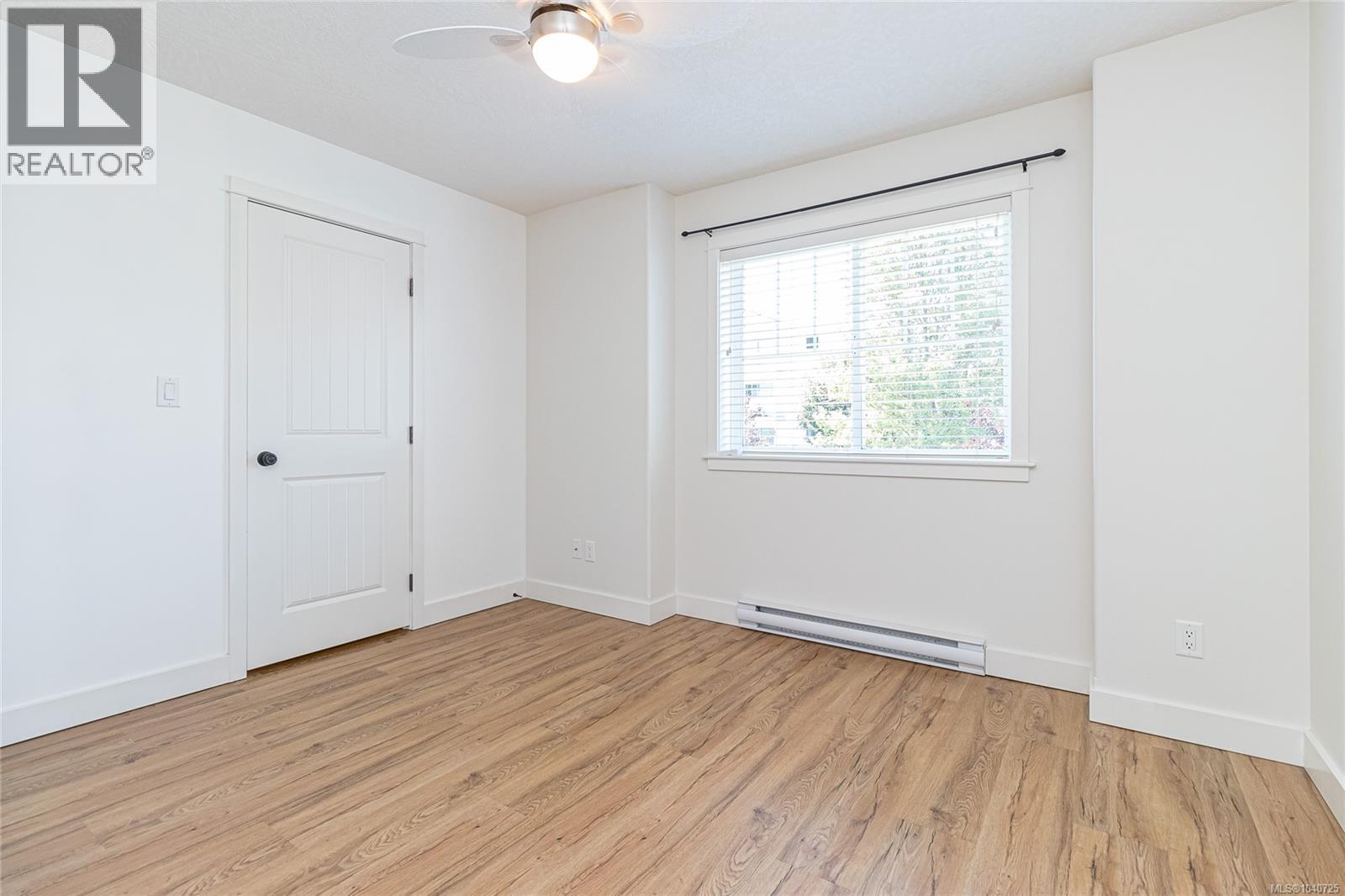 #8 2529 Alexander St - 21