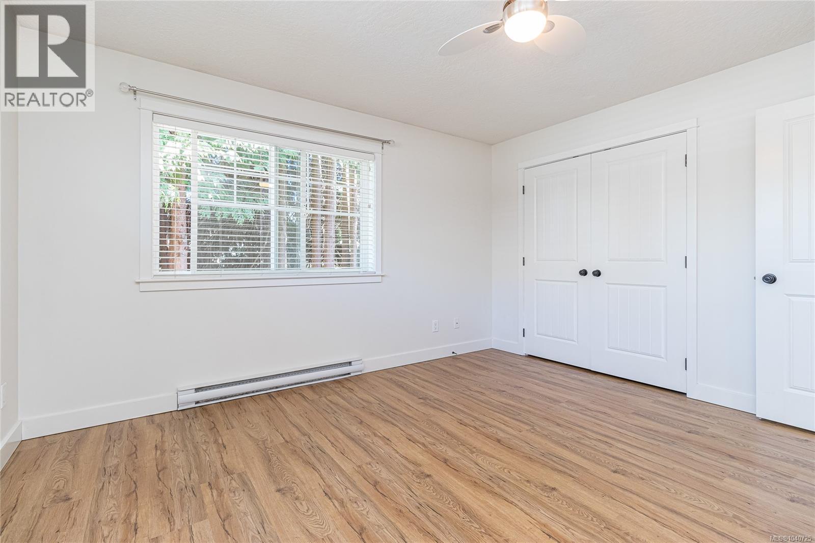 #8 2529 Alexander St - 17