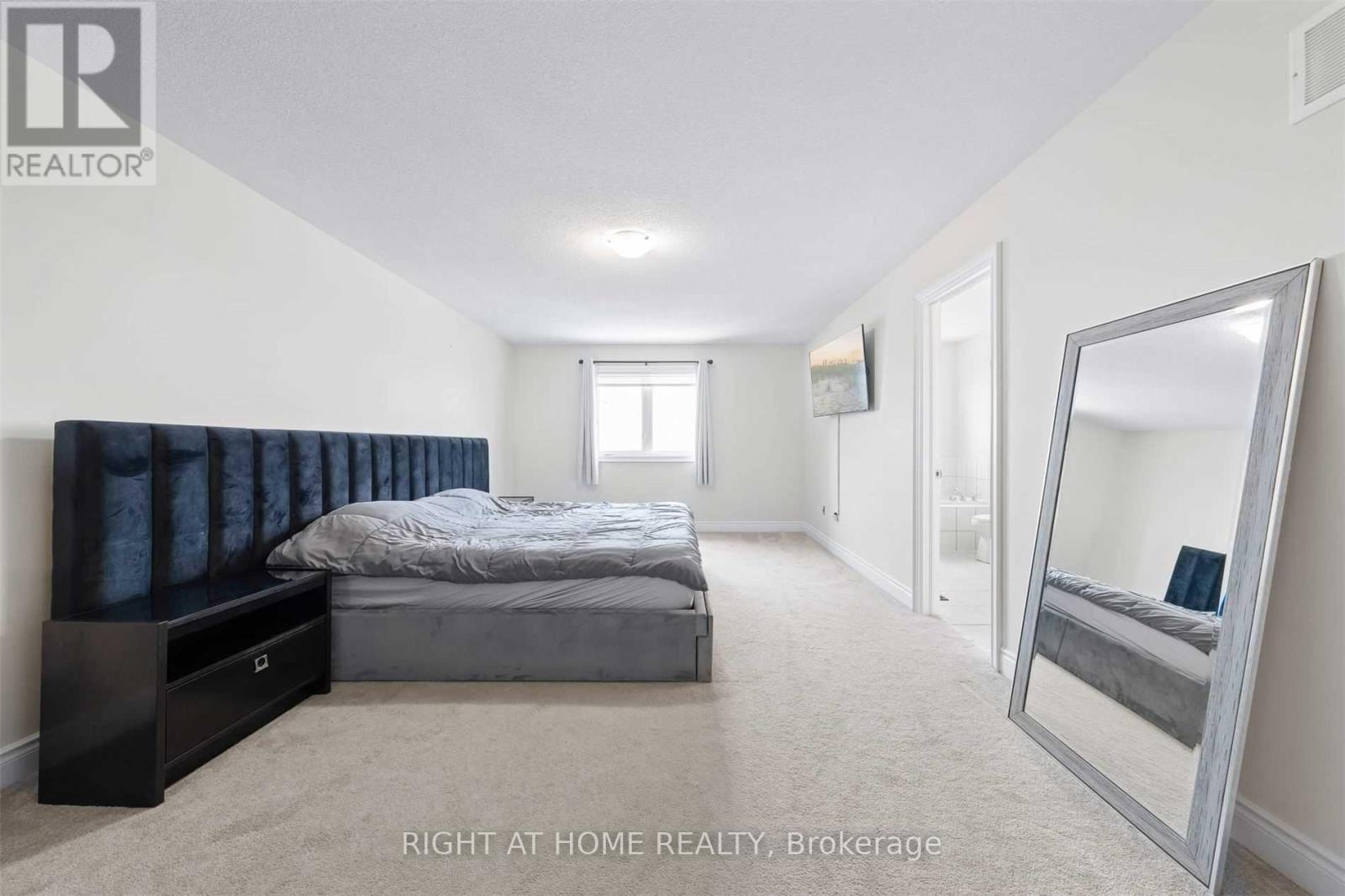 1172 PEELAR CRESCENT - 14