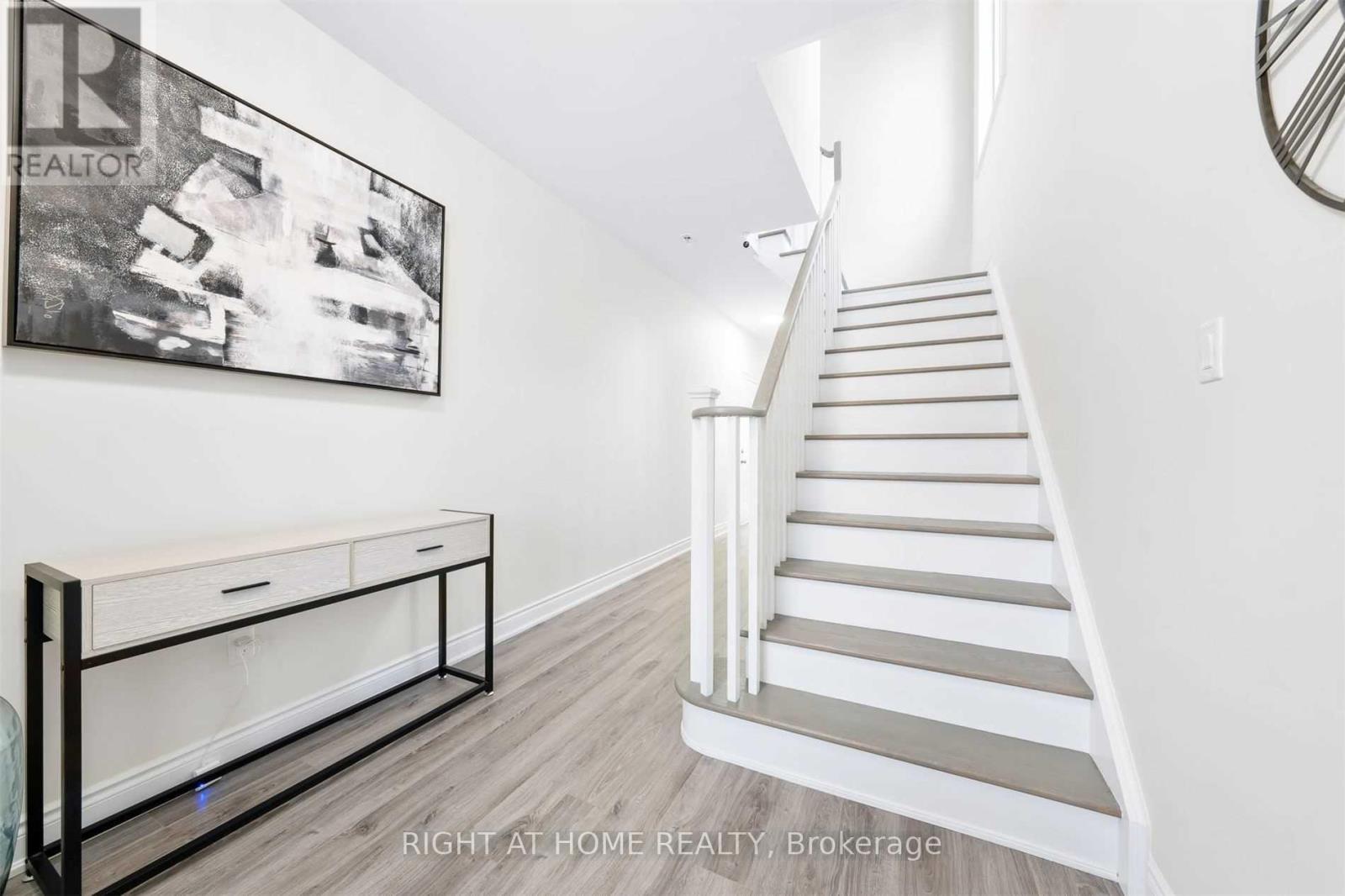 1172 PEELAR CRESCENT - 3