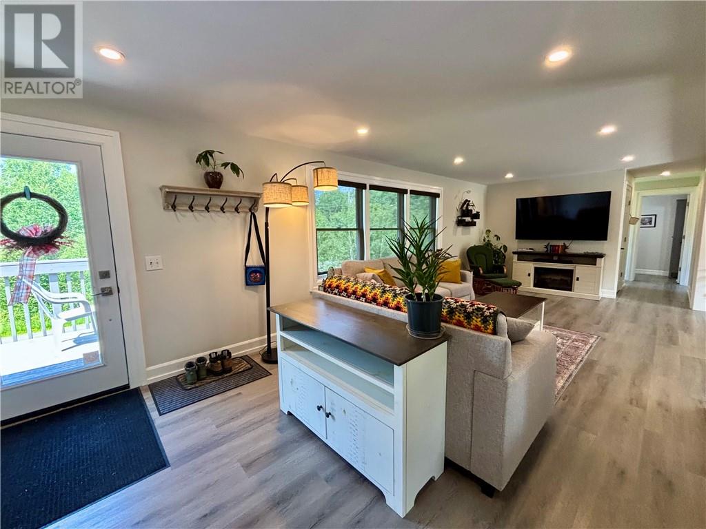 72 Jacobson Road - 14