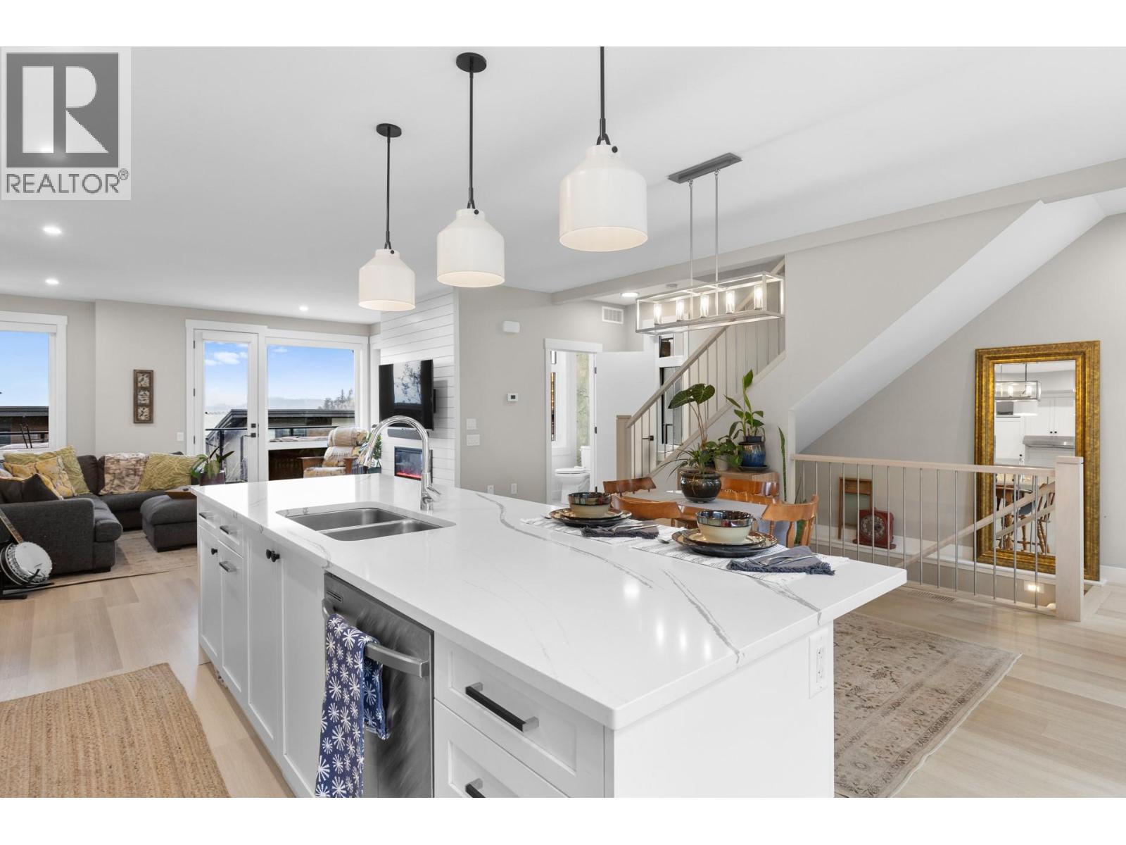 #6 3220 Hilltown Drive - 10