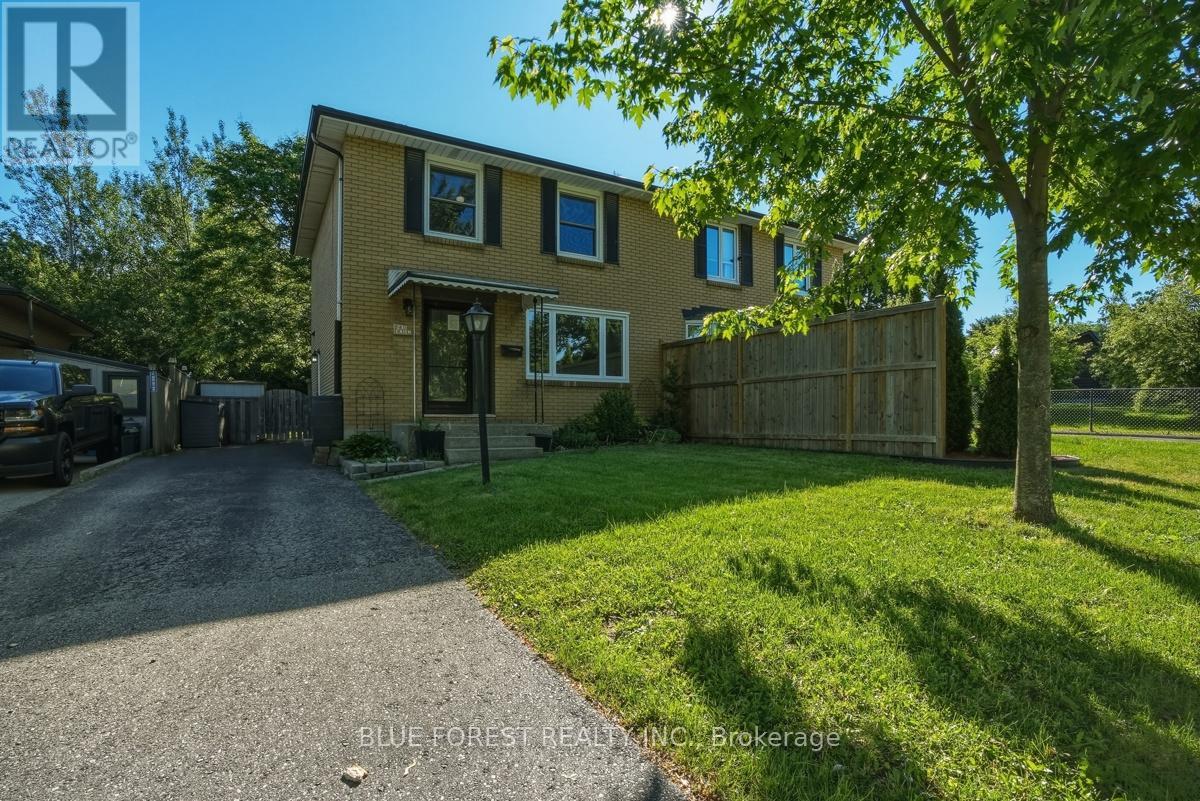 230 CAIRN STREET - 3
