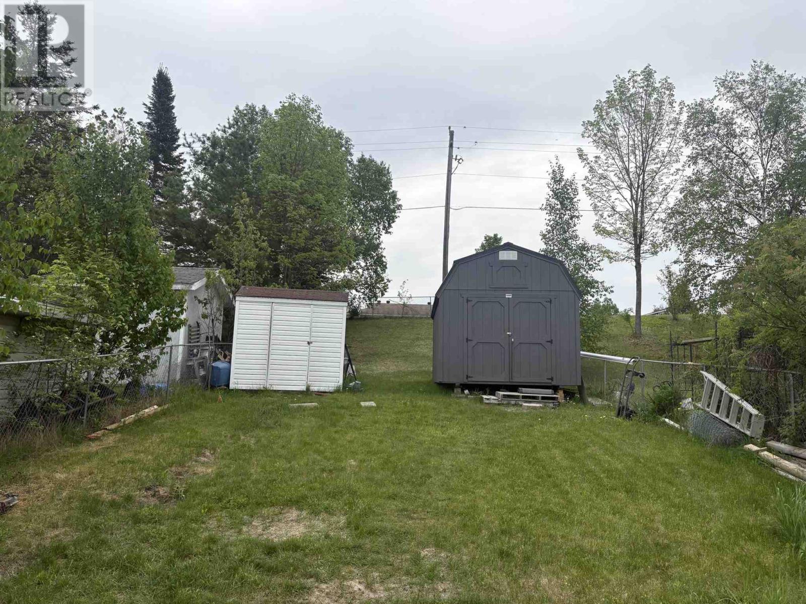 14 Albert ST - 33
