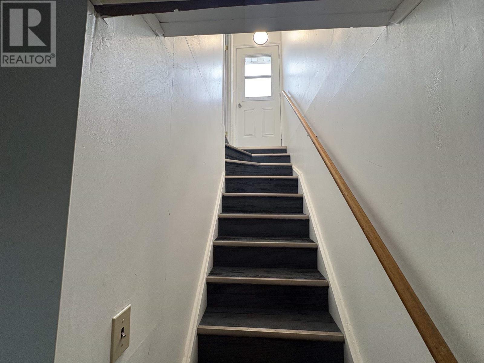 14 Albert ST - 30