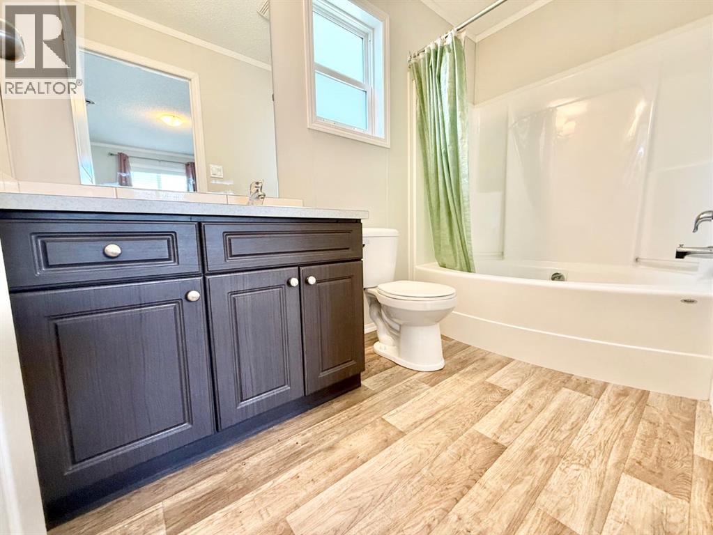144 Birch Street W - 23