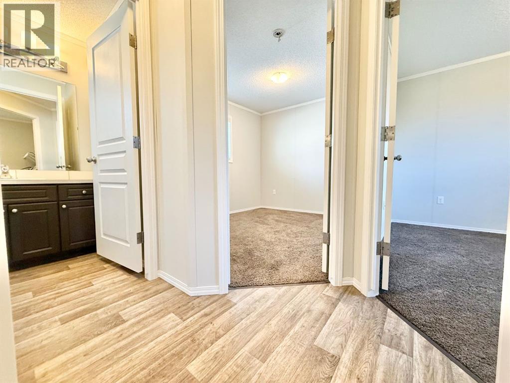 144 Birch Street W - 28