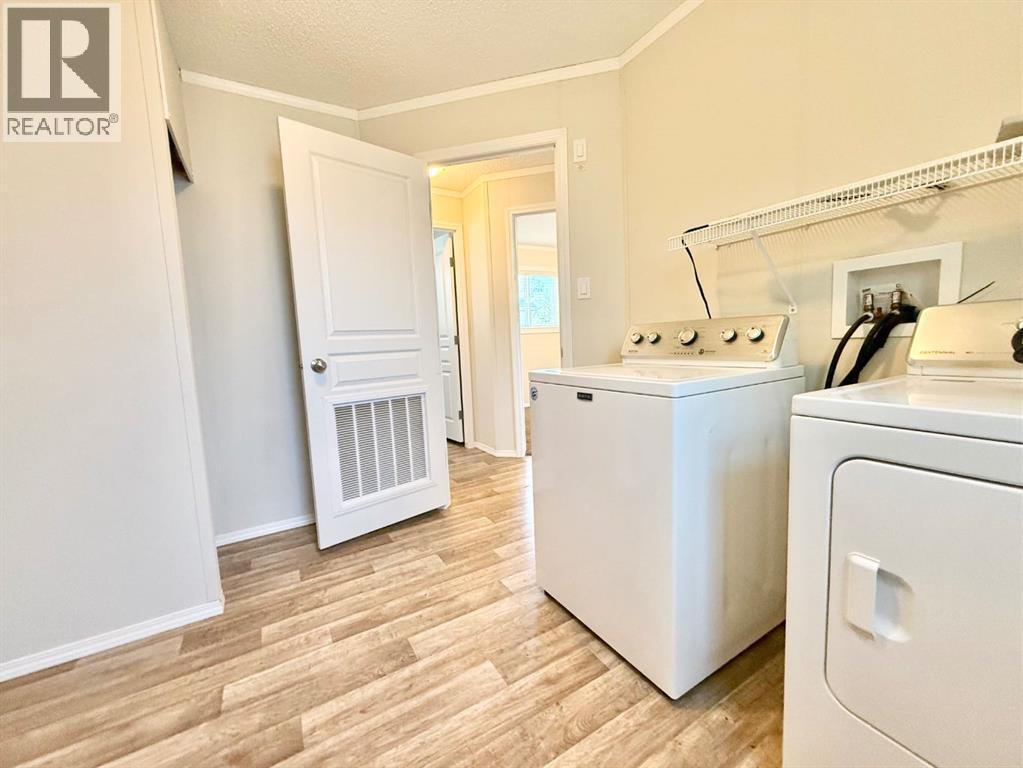 144 Birch Street W - 27