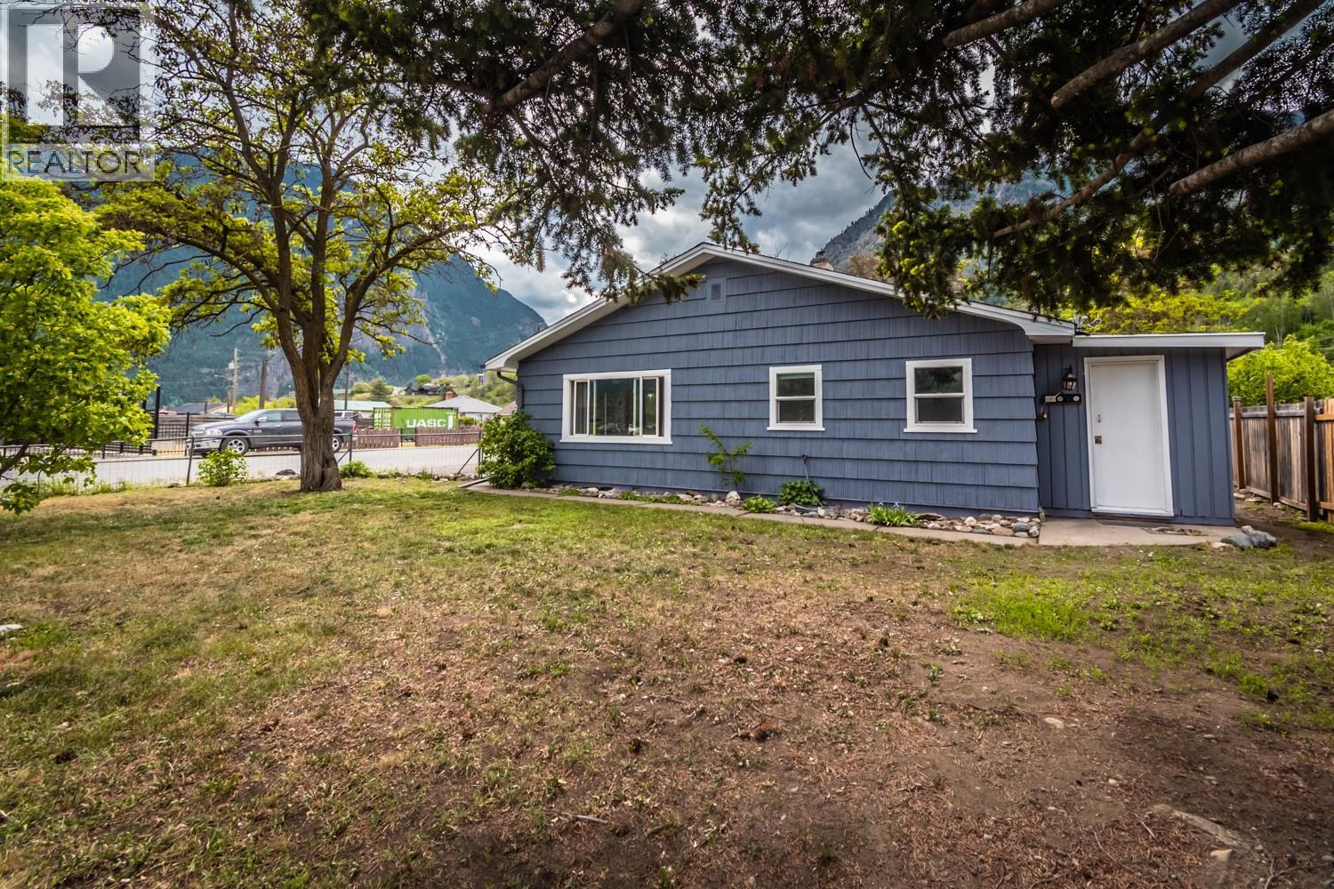 57 12th Avenue - Image 44