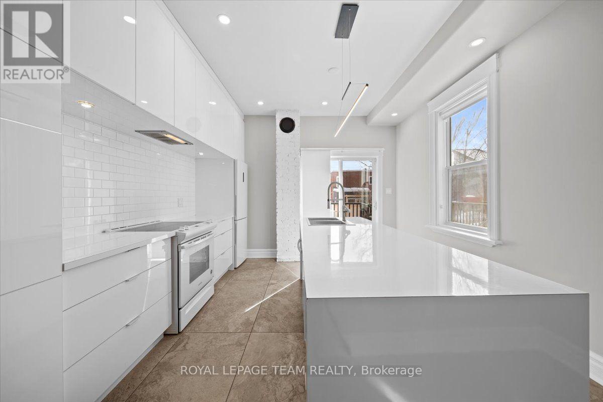 136 ELM STREET - 14
