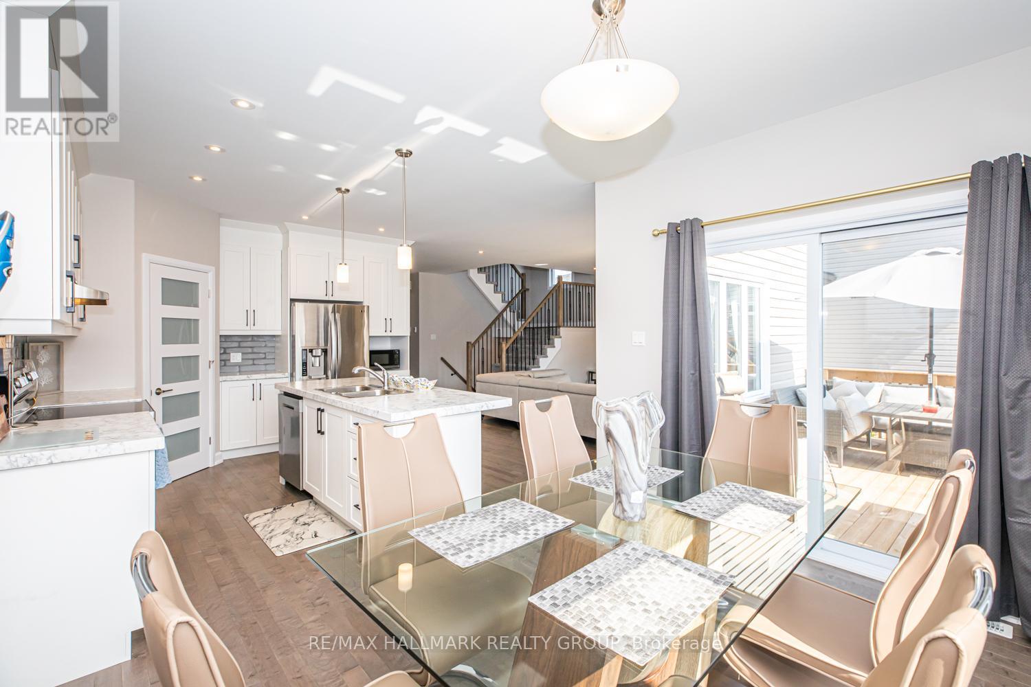 61 DUNCANVILLE STREET, Ottawa. Luxury613. By Peter Sagos - Image 19