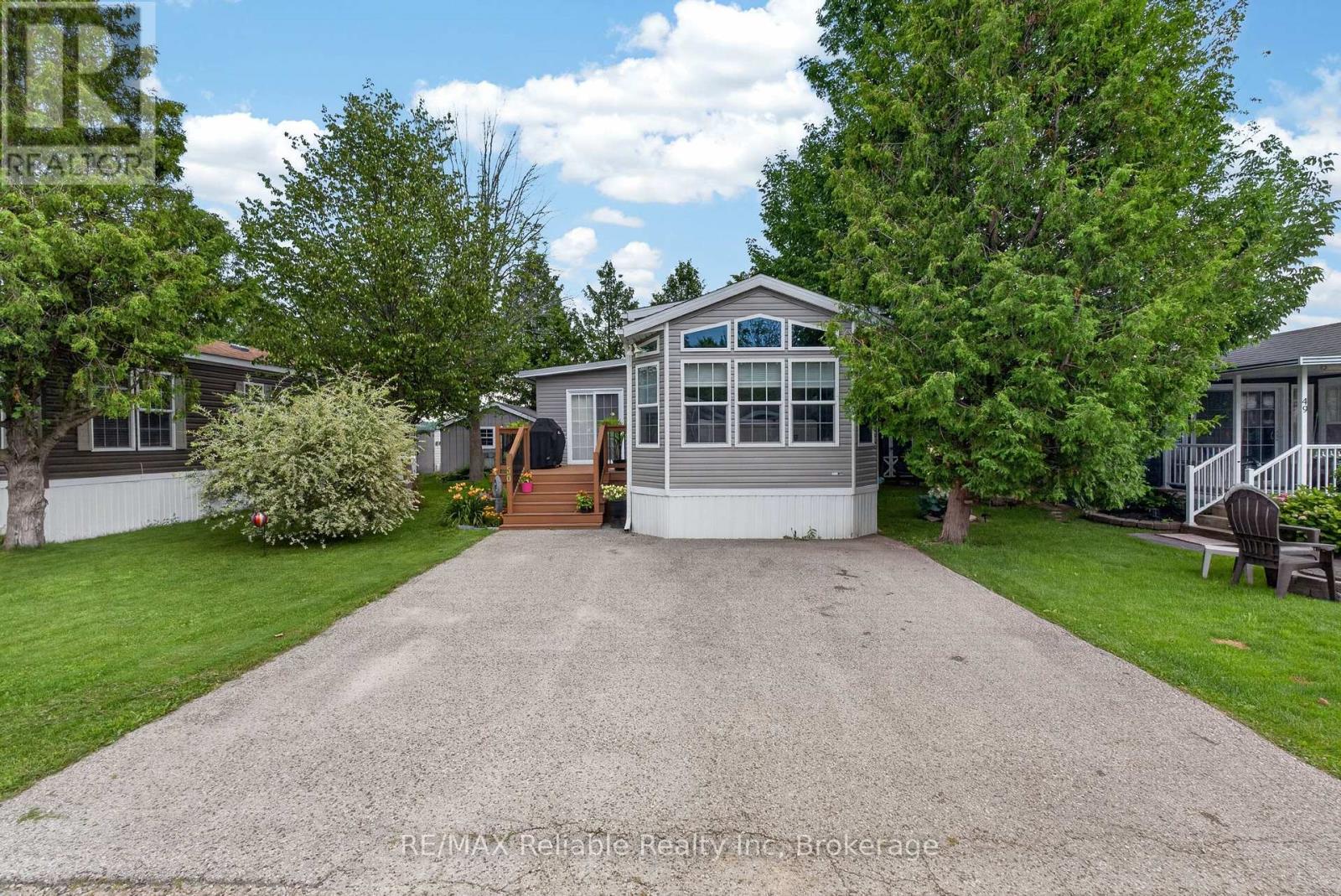50 PORTSIDE DRIVE - 77719 BLUEWATER HIGHWAY - 1