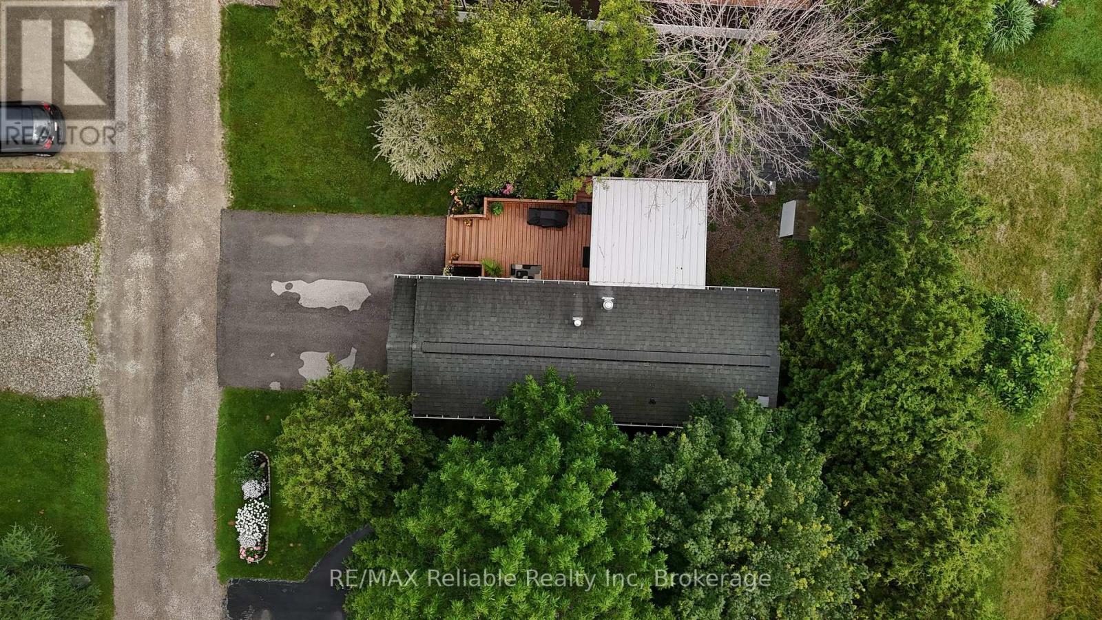 50 PORTSIDE DRIVE - 77719 BLUEWATER HIGHWAY - 25