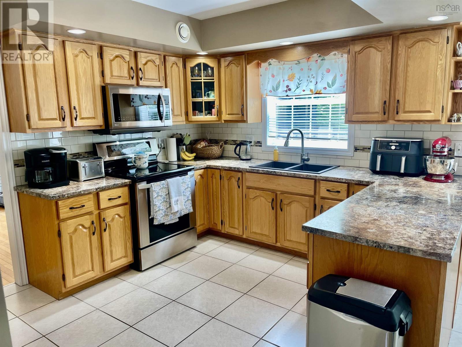 48 Amberwood Crescent - 14