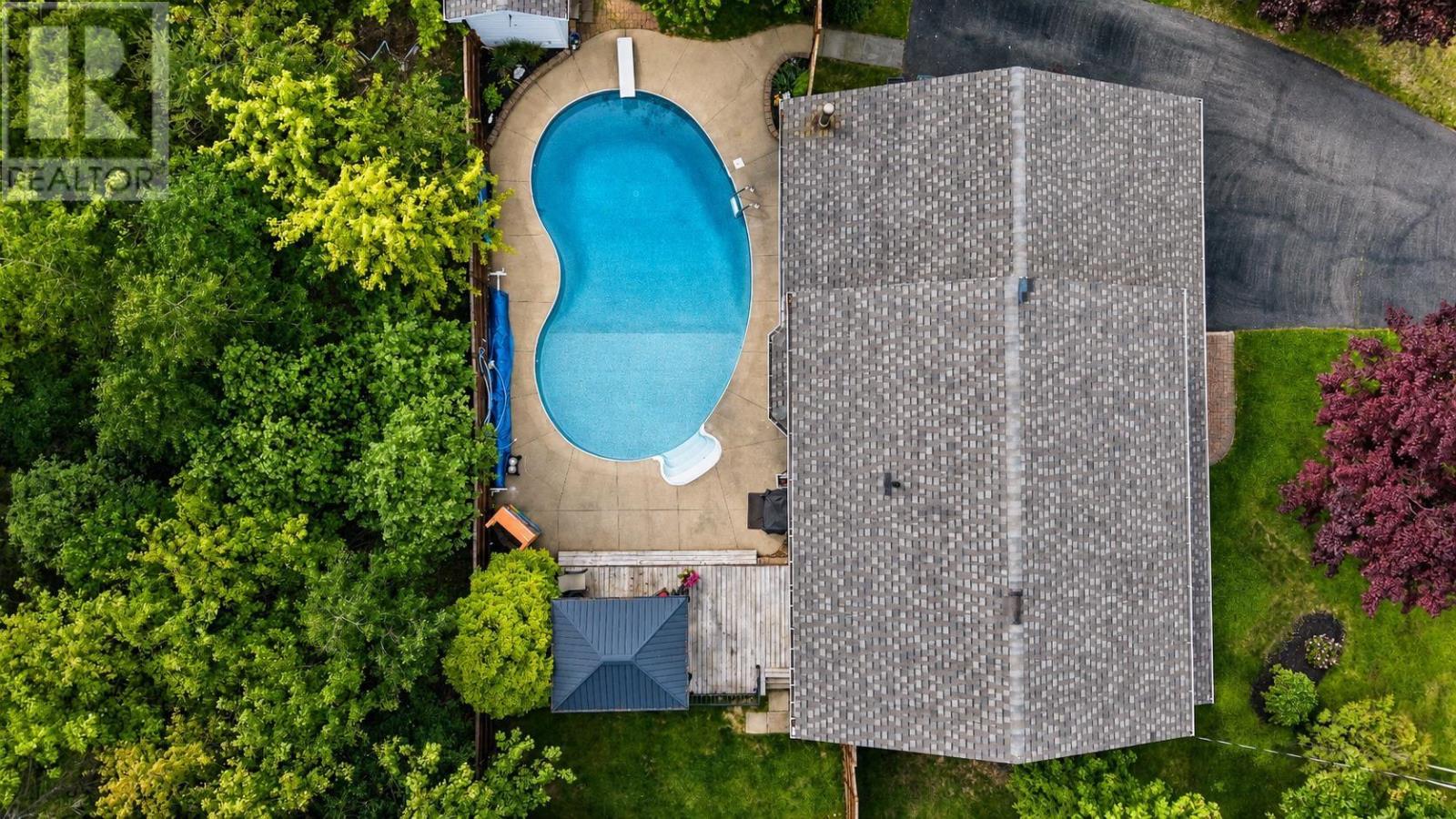 48 Amberwood Crescent - 3