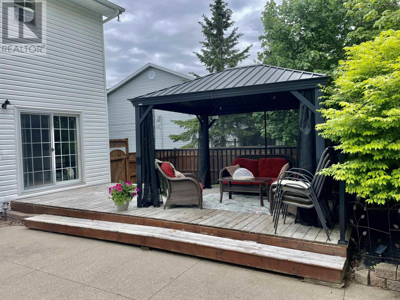 48 Amberwood Crescent - 43