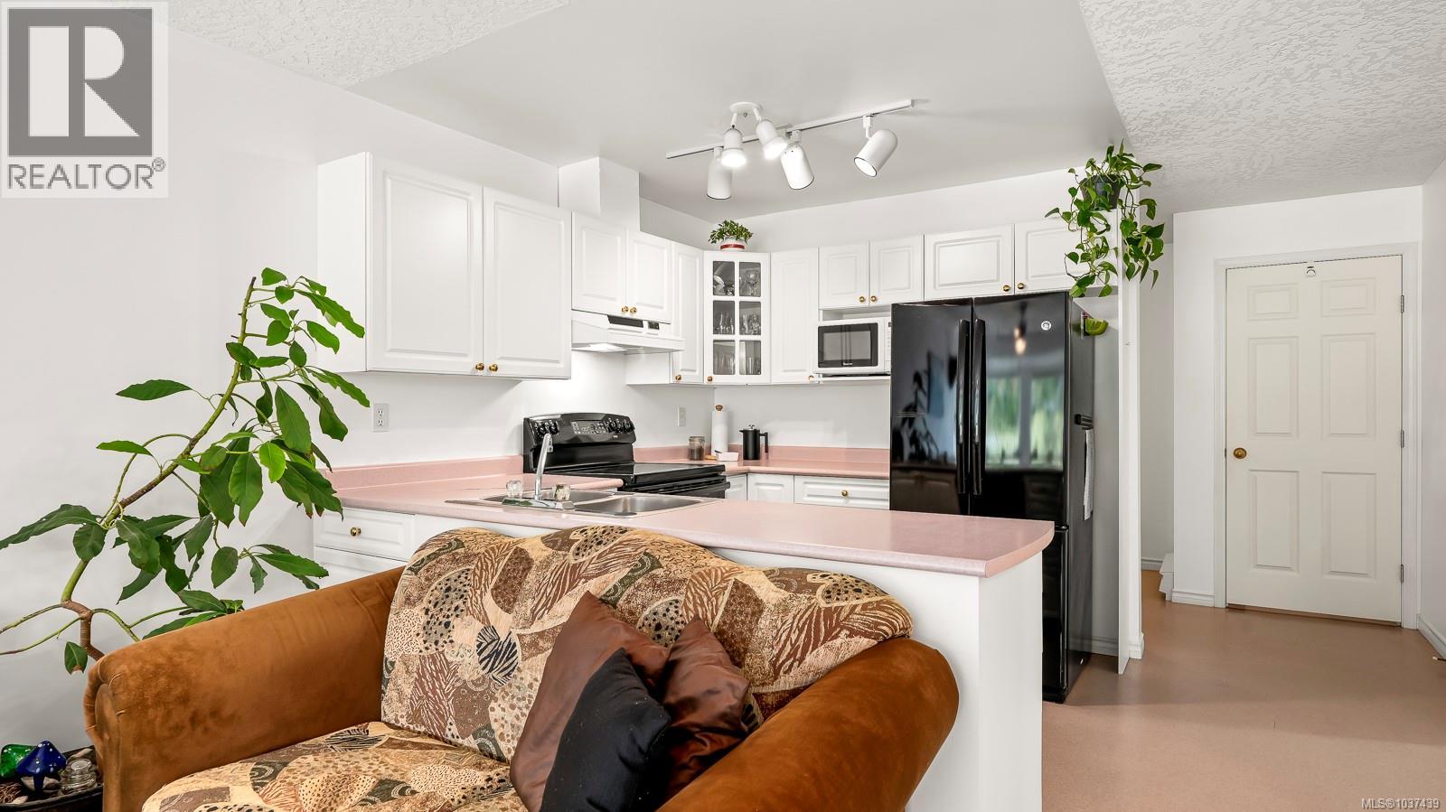 #502 1201 Henry Rd - 11
