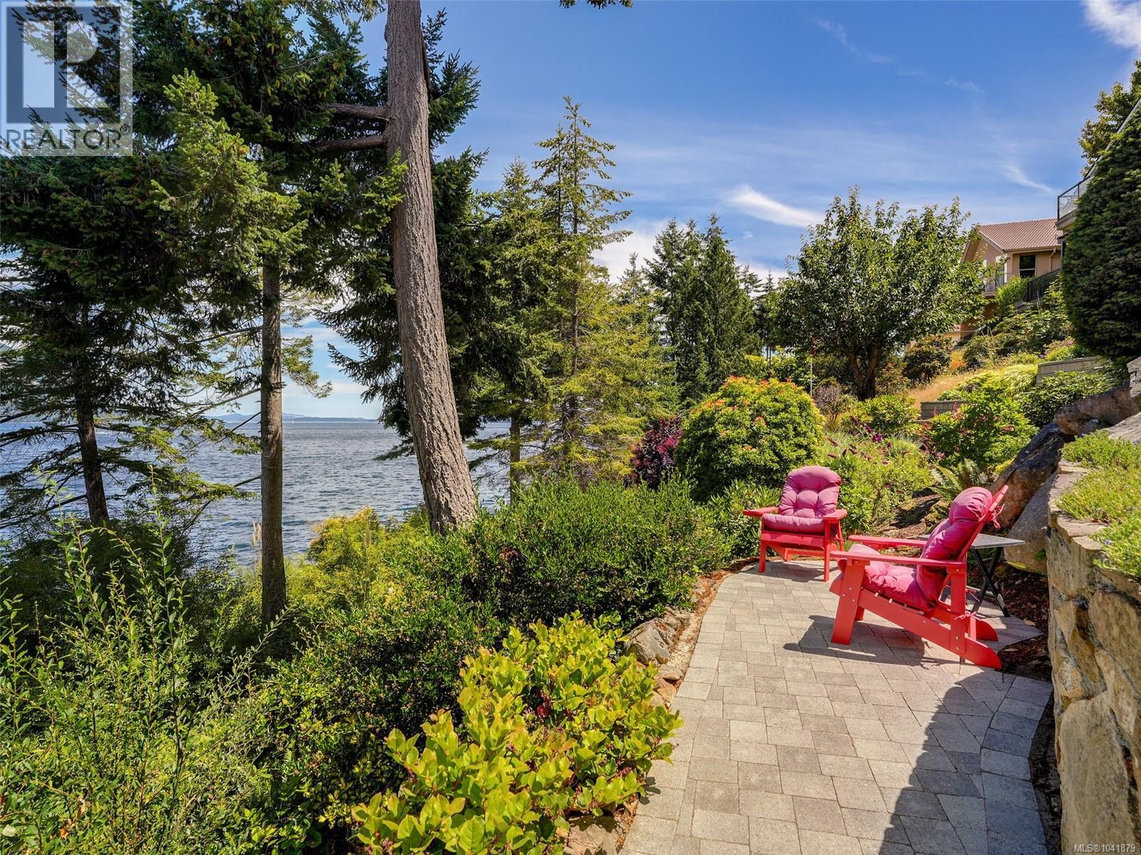 205 Marine Dr - 44