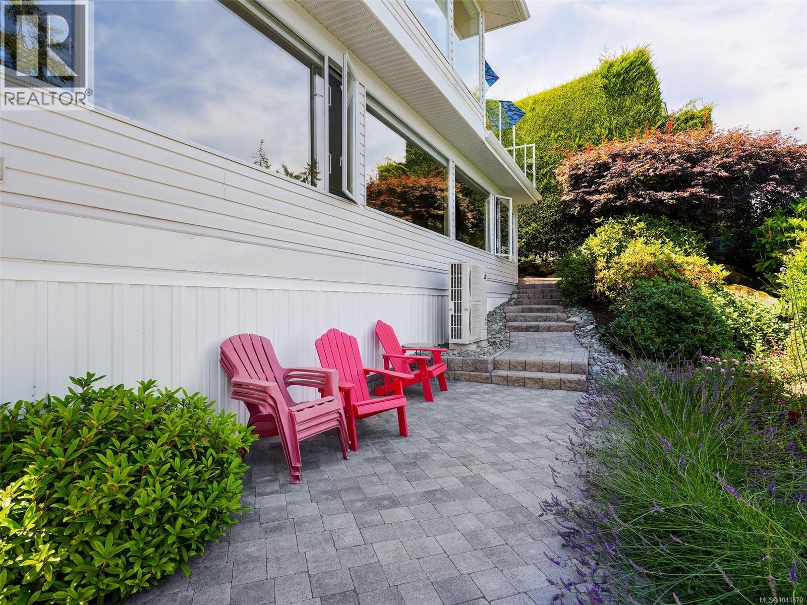 205 Marine Dr - 40
