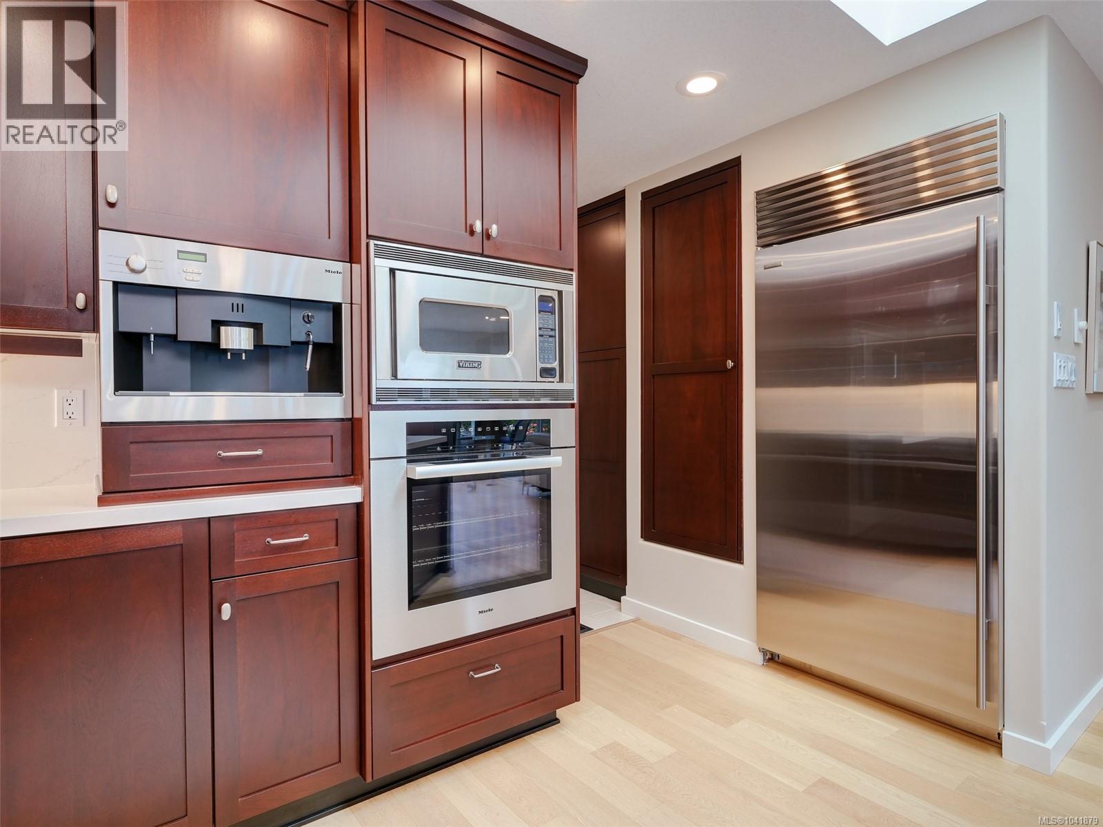 205 Marine Dr - 12