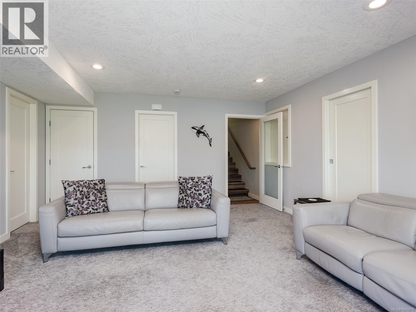 205 Marine Dr - 24