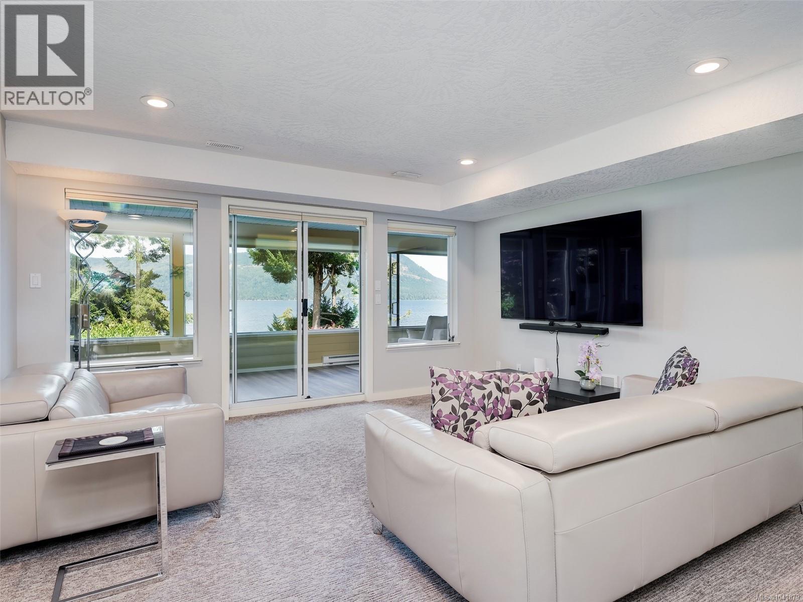 205 Marine Dr - 23